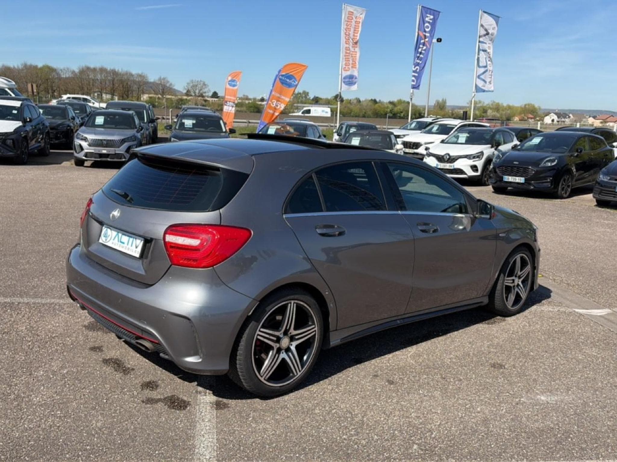 Mercedes CLASSE A 250 VERSION SPORT 7G-DCT (2015) - Photo 5