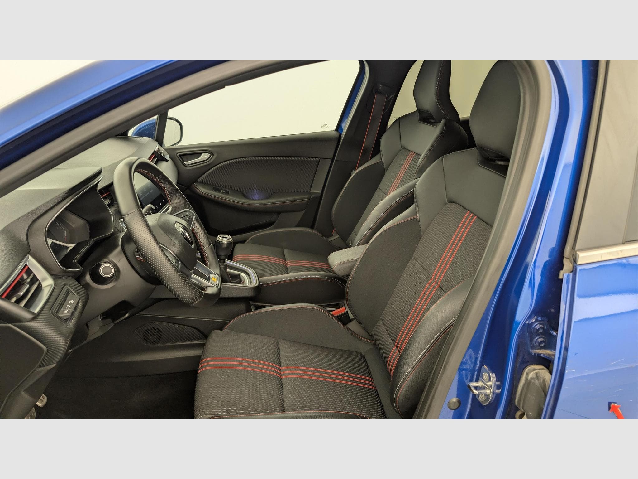 Renault CLIO V BLUE DCI 115 RS LINE (2020) - Photo 16