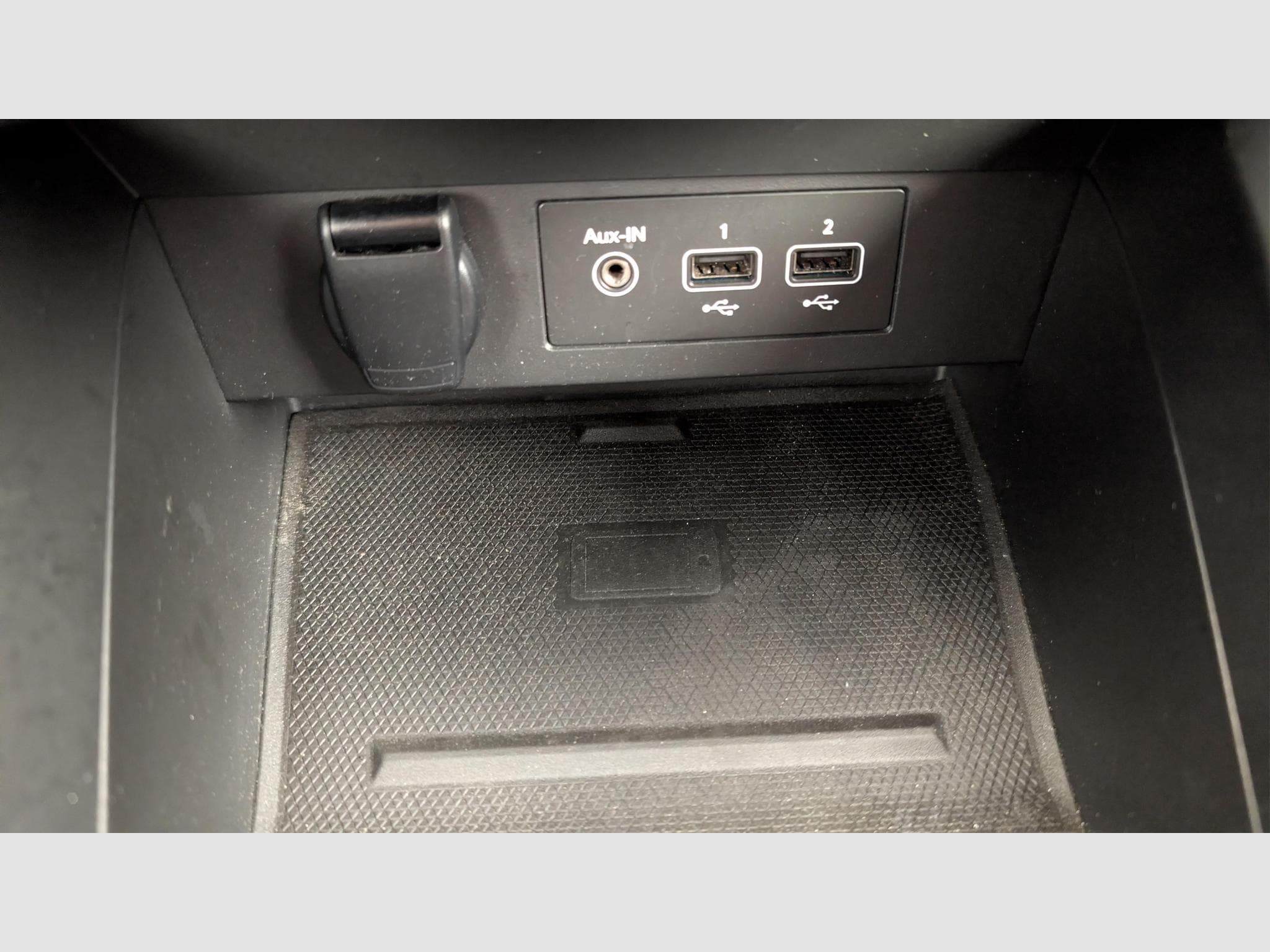 Renault CLIO V BLUE DCI 115 RS LINE (2020) - Photo 20