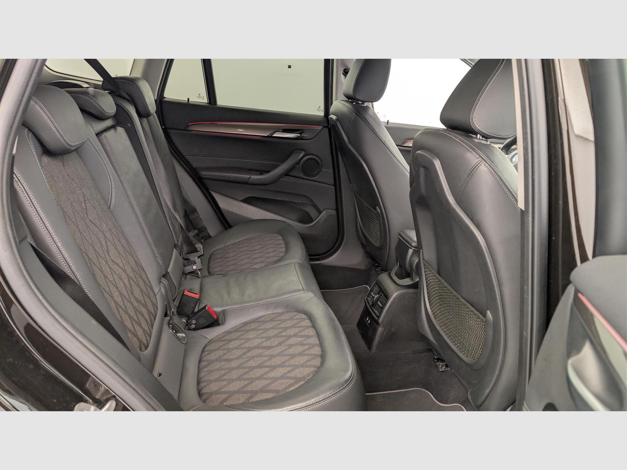Bmw X1 F48 LCI XDRIVE 20D 190 CH BVA8 XLINE (2020) - Photo 10