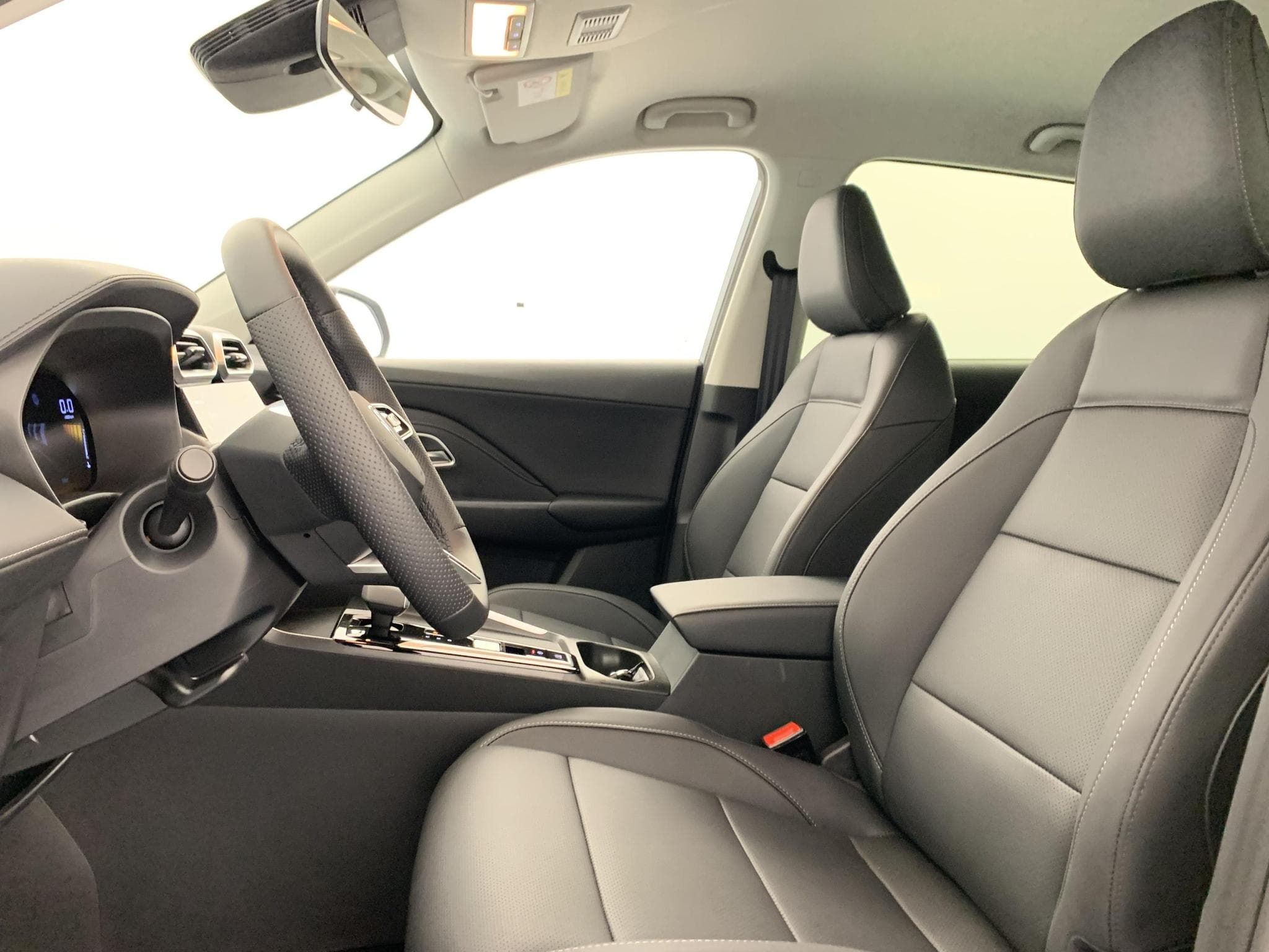 Mg ZS 1.5 L Hybrid+ 197 ch Luxury (2025) - Photo 20