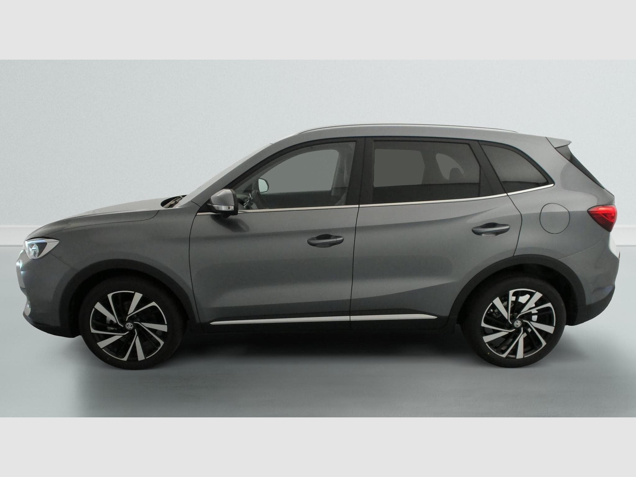 Mg ZS 1.5 L Hybrid+ 197 ch Luxury (2025) - Photo 4