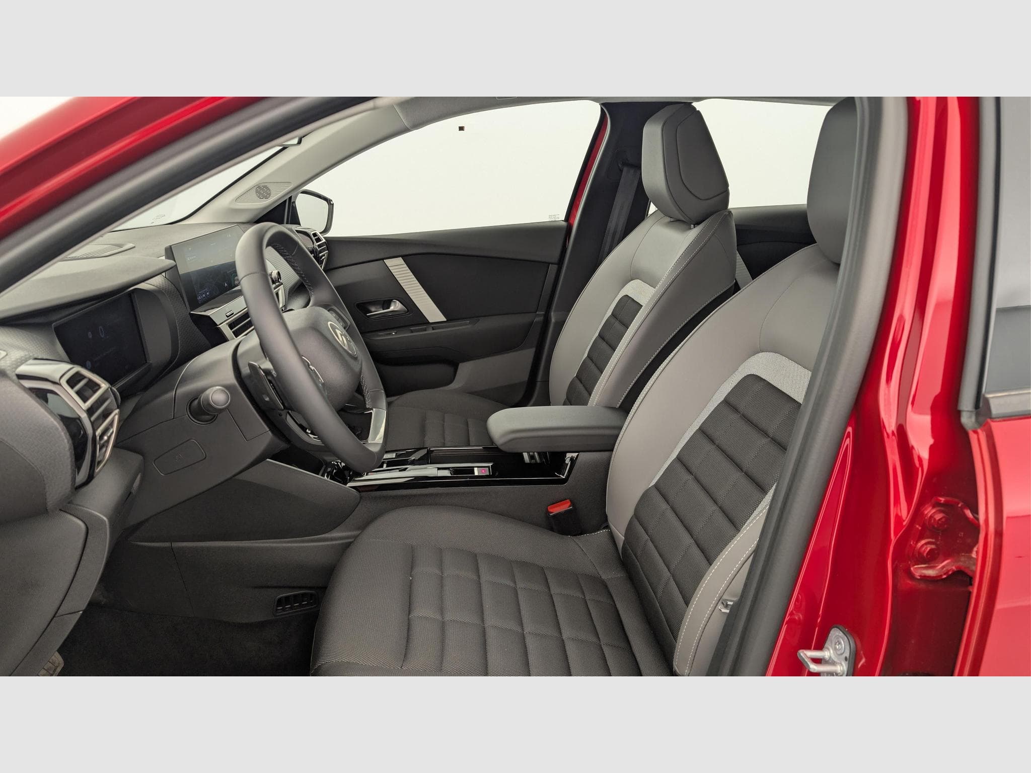 CitroëN C4 Hybride 145 ch e-DCS6 Business (2025) - Photo 16