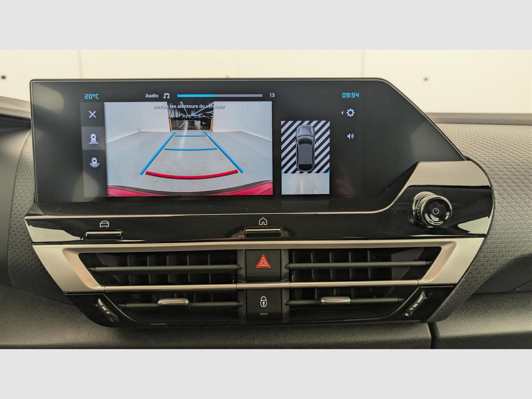 CitroëN C4 Hybride 145 ch e-DCS6 Business (2025) - Photo 19
