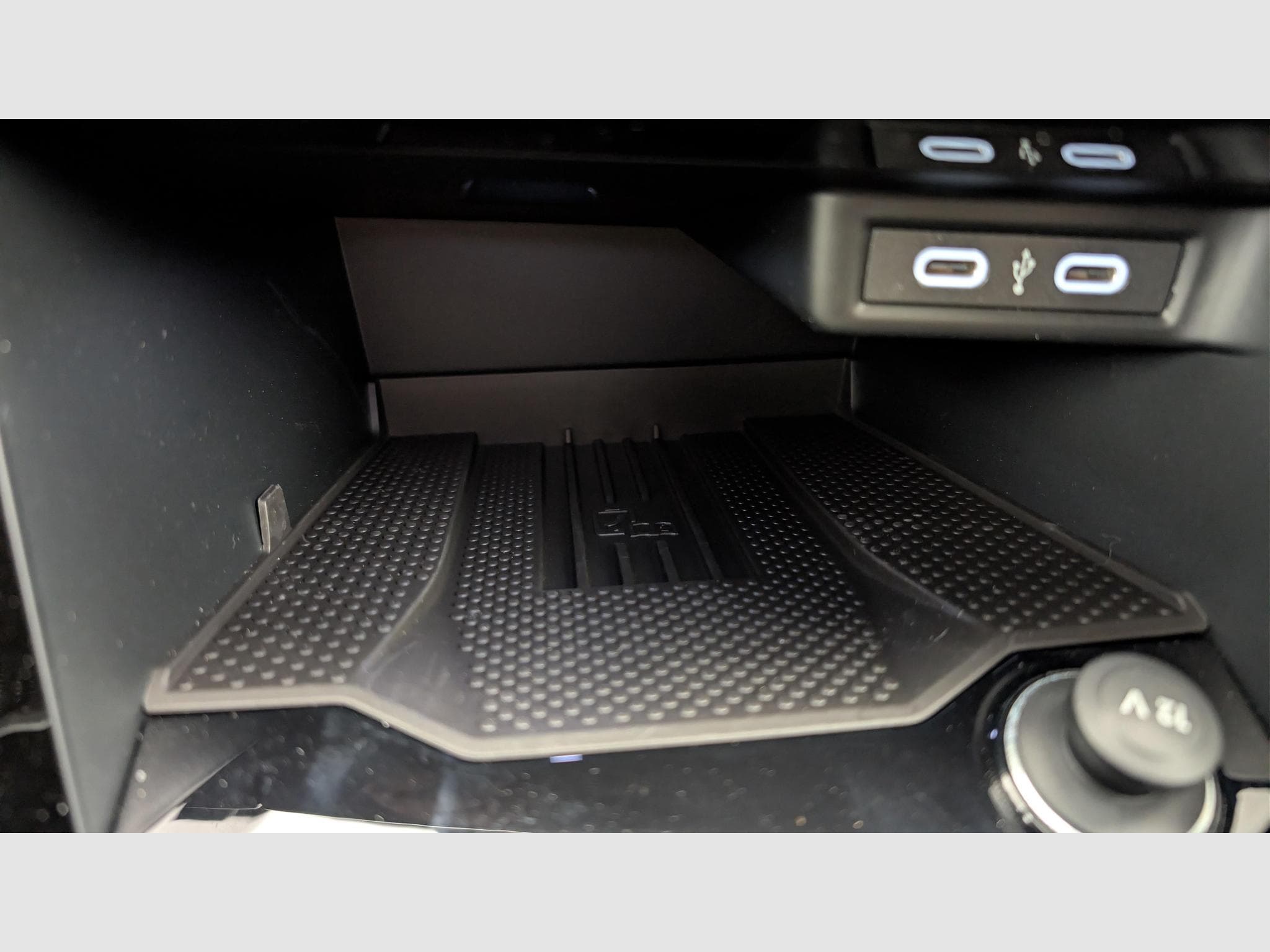 VW T-Roc 2.0 TDI 150 Start/Stop DSG7 Style (2025) - Photo 19