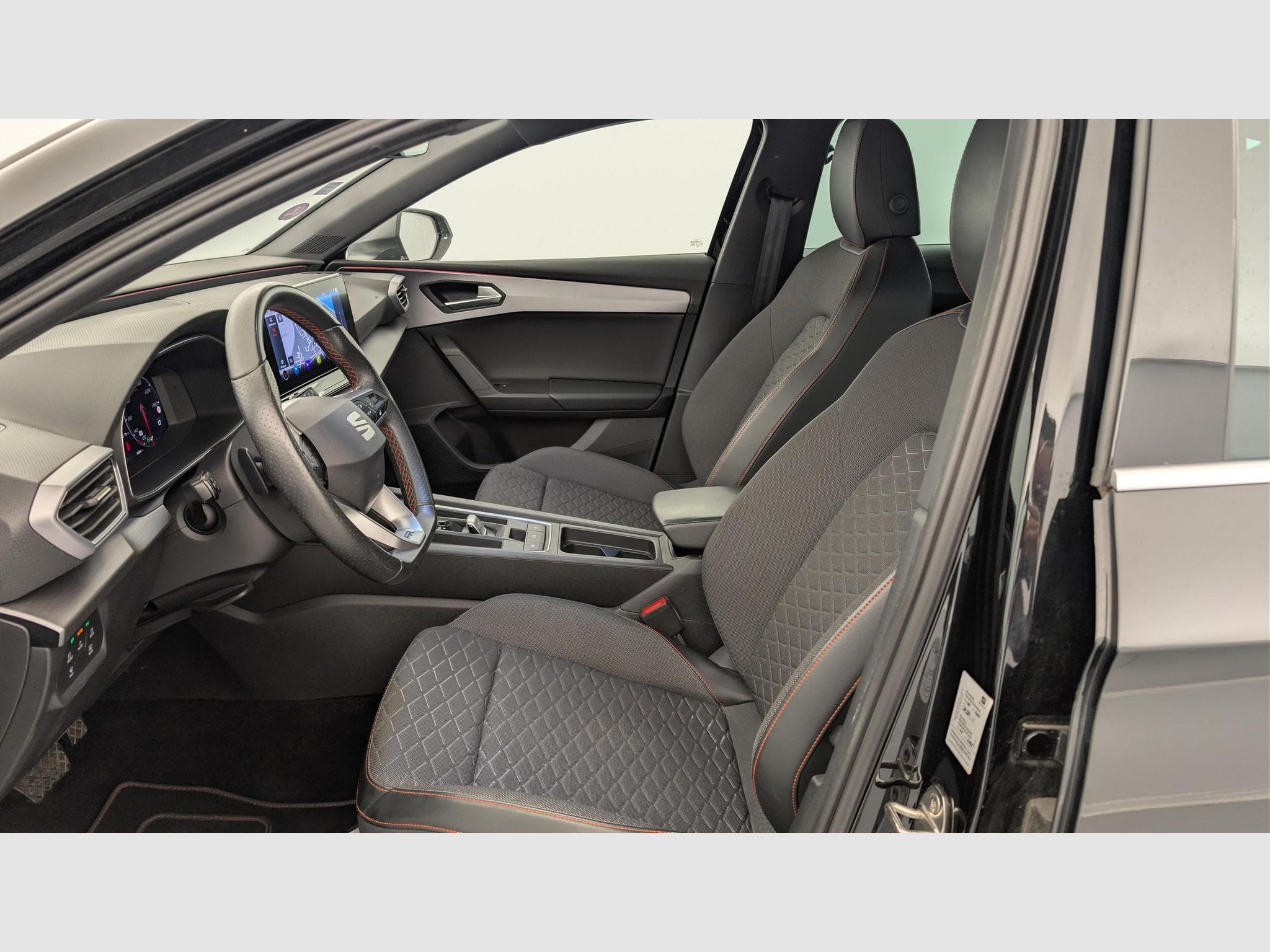 Seat Leon 1.5 eTSI 150 DSG7 FR (2021) - Photo 16