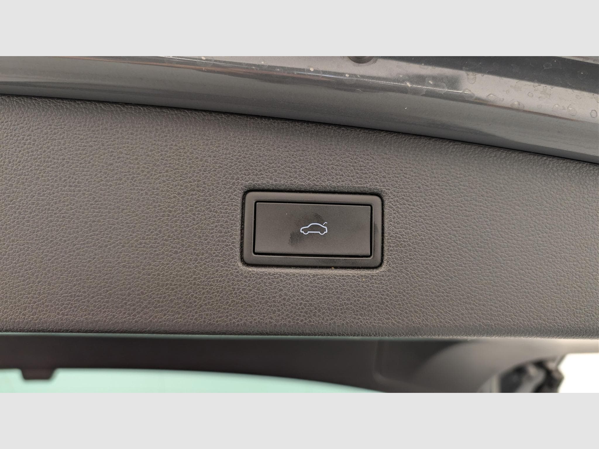 VW Tiguan 2.0 TDI 122CH BVM6 ACTIVE (2022) - Photo 19