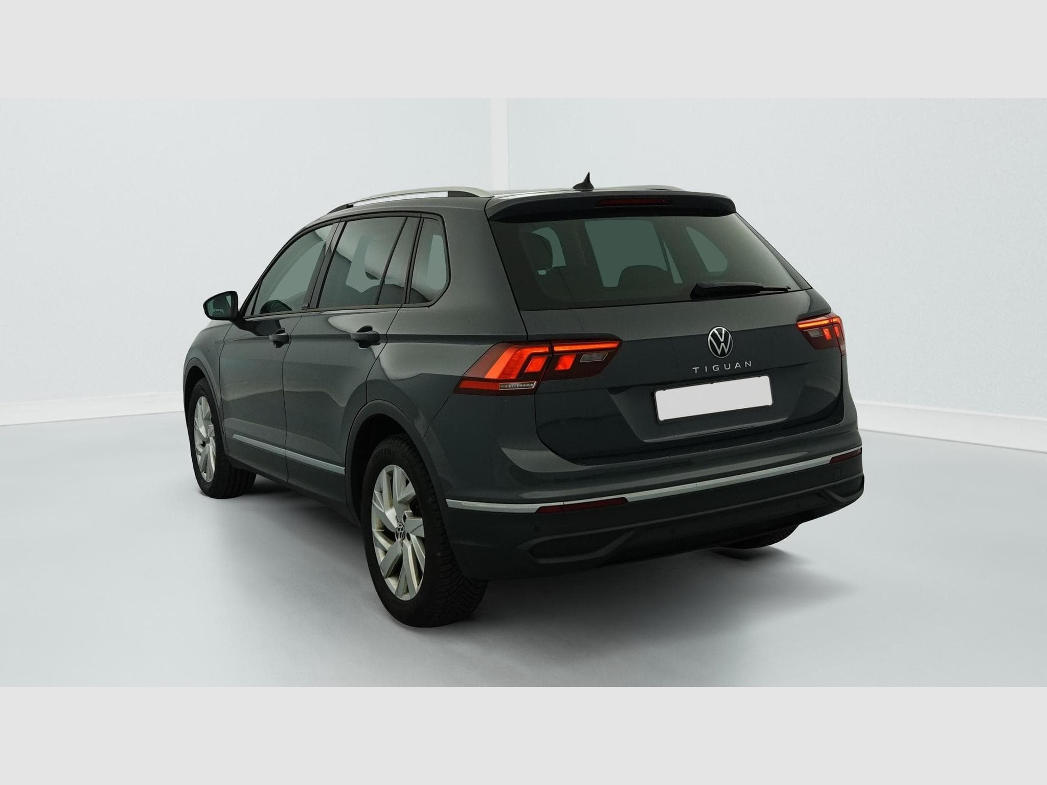 VW Tiguan 2.0 TDI 122CH BVM6 ACTIVE (2022) - Photo 5