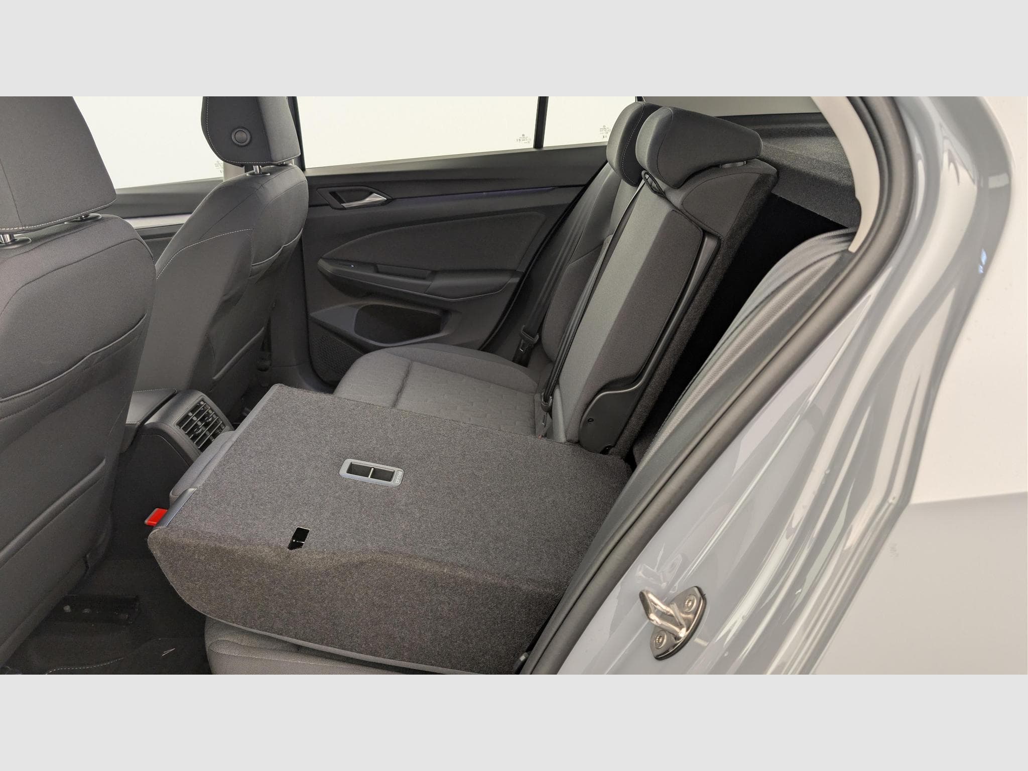 VW GOLF 8 1.5 TSI EVO2 116 BVM6 LIFE PLUS (2025) - Foto 12
