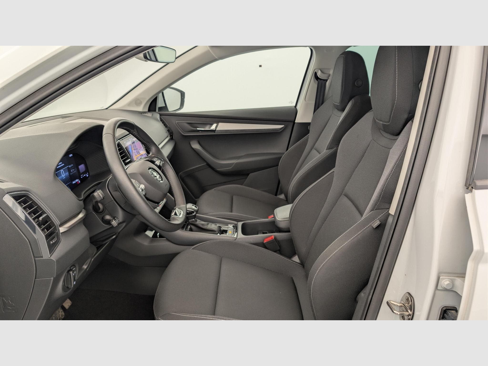 Skoda Karoq 2.0 TDI 116 ch SCR DSG7 Business (2024) - Foto 16