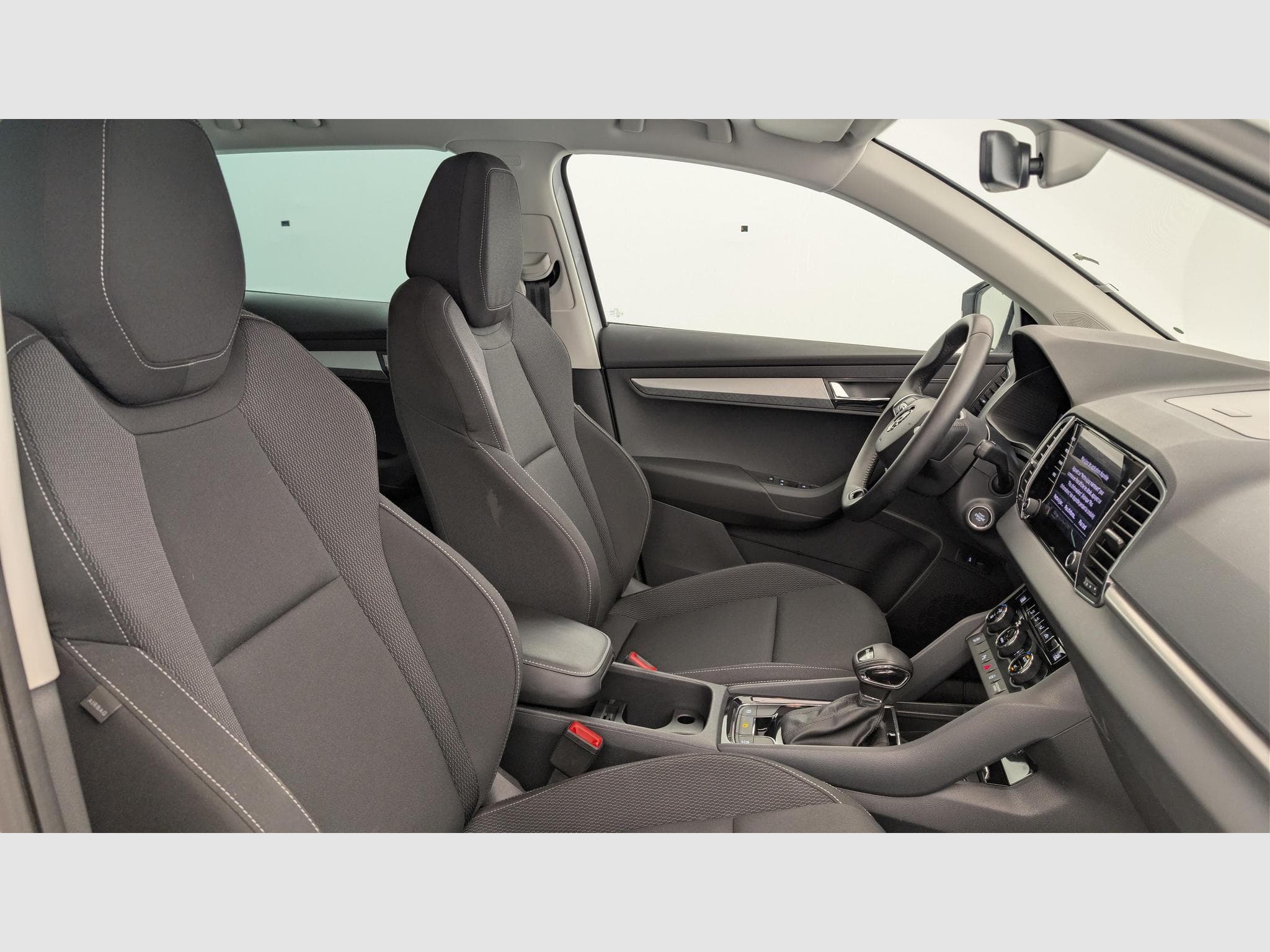 Skoda Karoq 2.0 TDI 116 ch SCR DSG7 Business (2024) - Foto 9