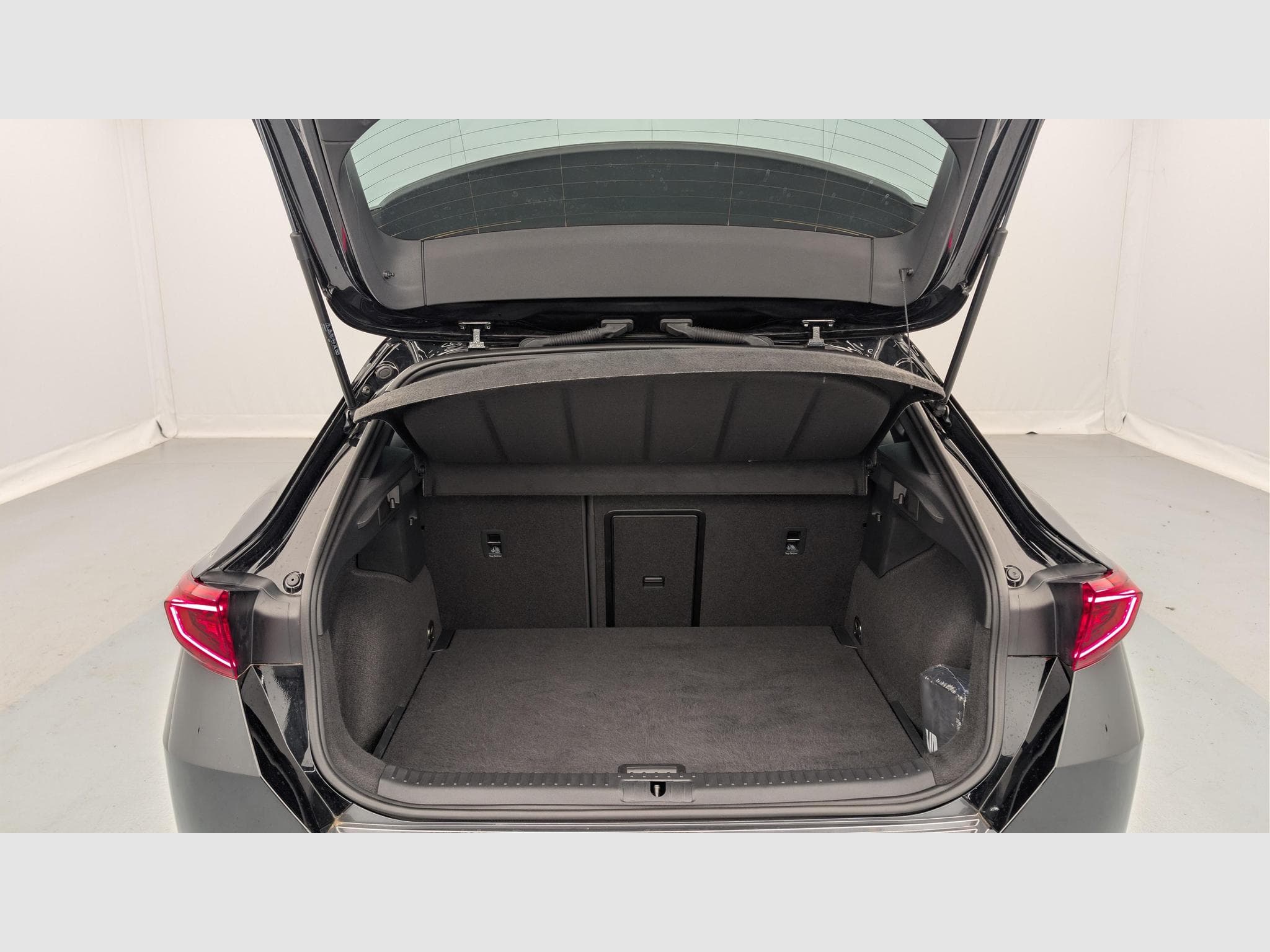 Cupra Formentor 1.5 TSI 150 CH BUSINESS EDITION (2024) - Foto 11