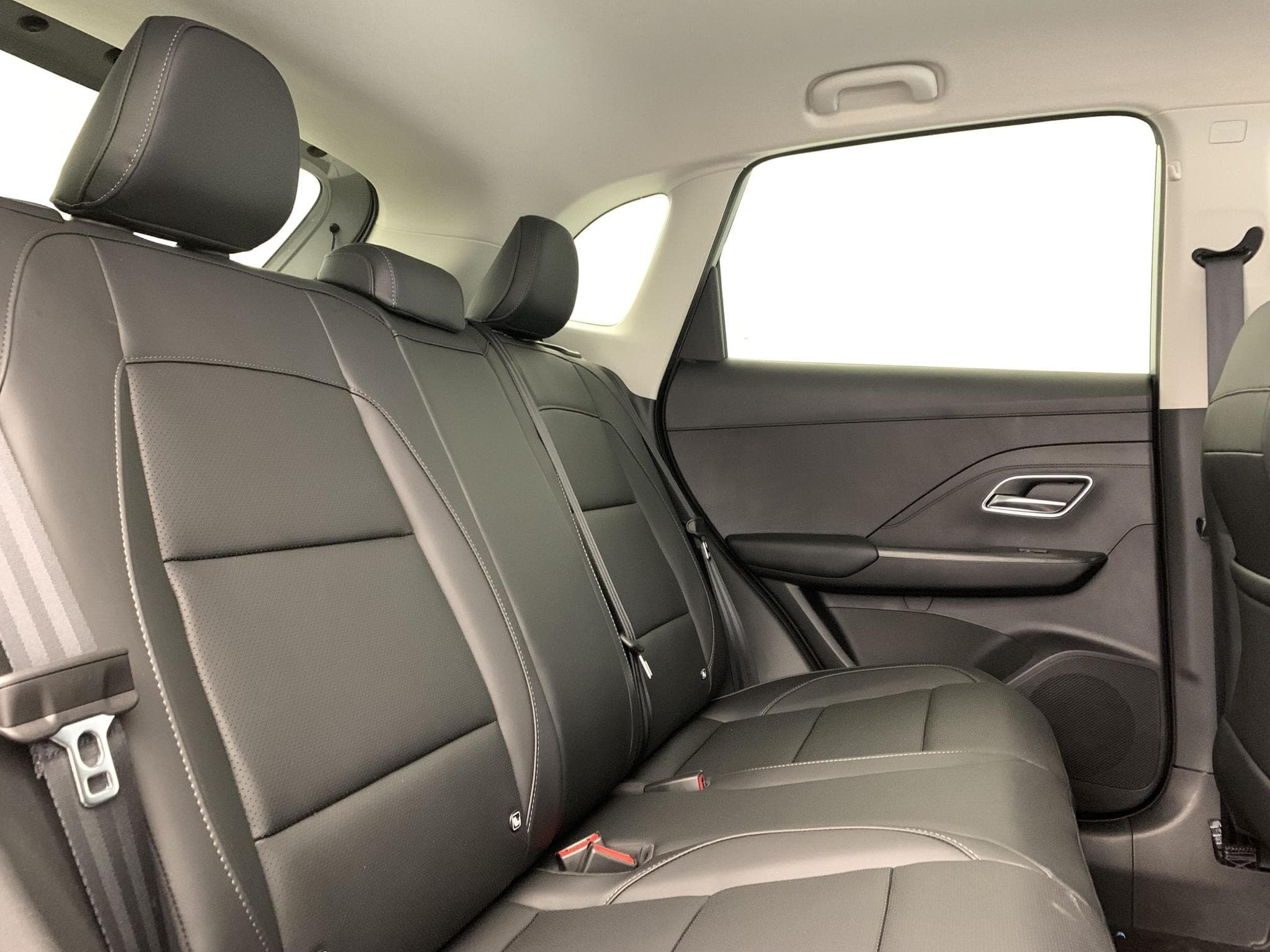 Mg ZS 1.5 L Hybrid+ 197 ch Luxury (2025) - Foto 10