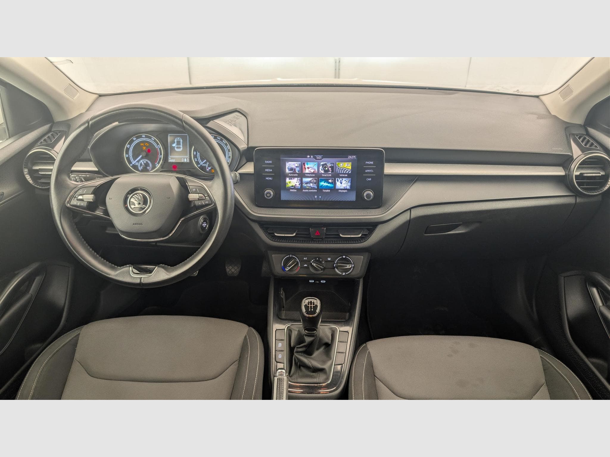 Skoda Fabia 1.0 TSI 95 CH BVM5 AMBITION (2022) - Foto 13