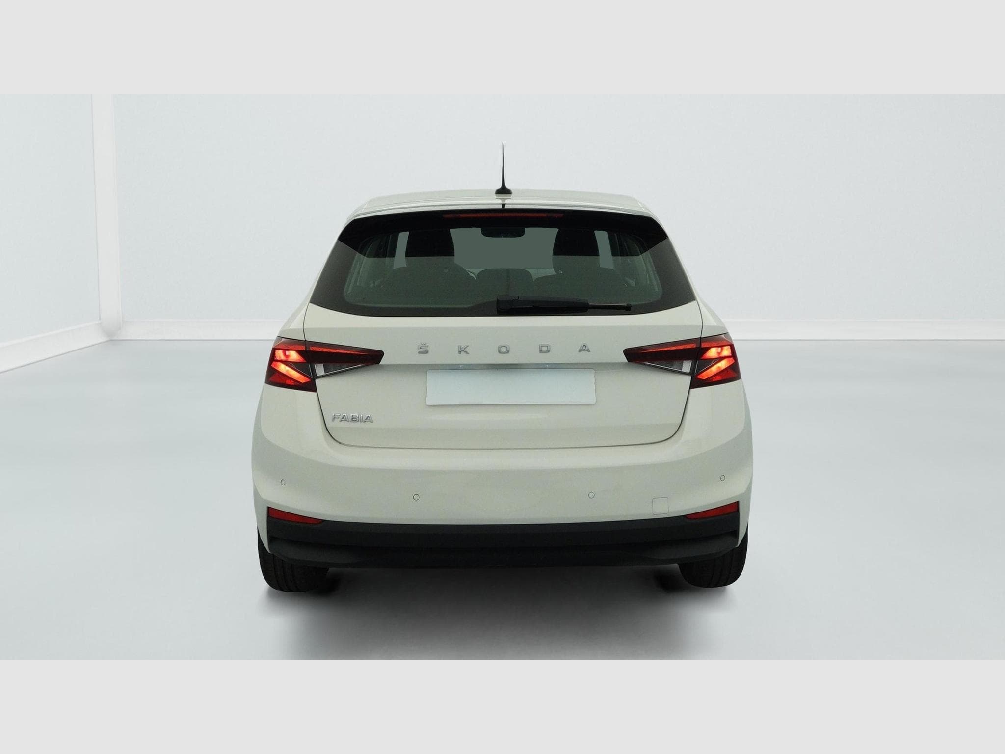 Skoda Fabia 1.0 TSI 95 CH BVM5 AMBITION (2022) - Foto 6