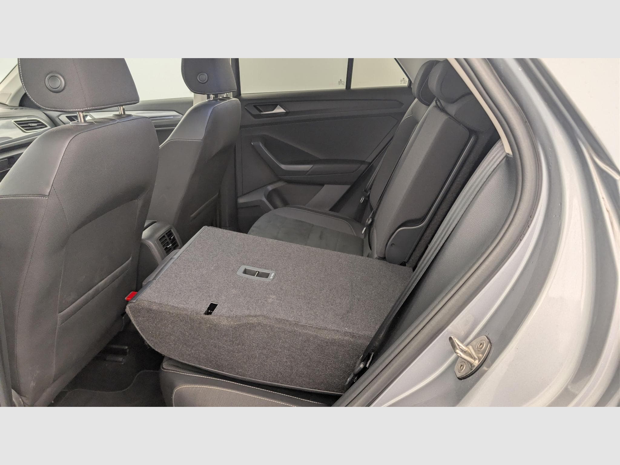 VW T-Roc 1.5 TSI EVO 150 Start/Stop DSG7 Style (2023) - Foto 12