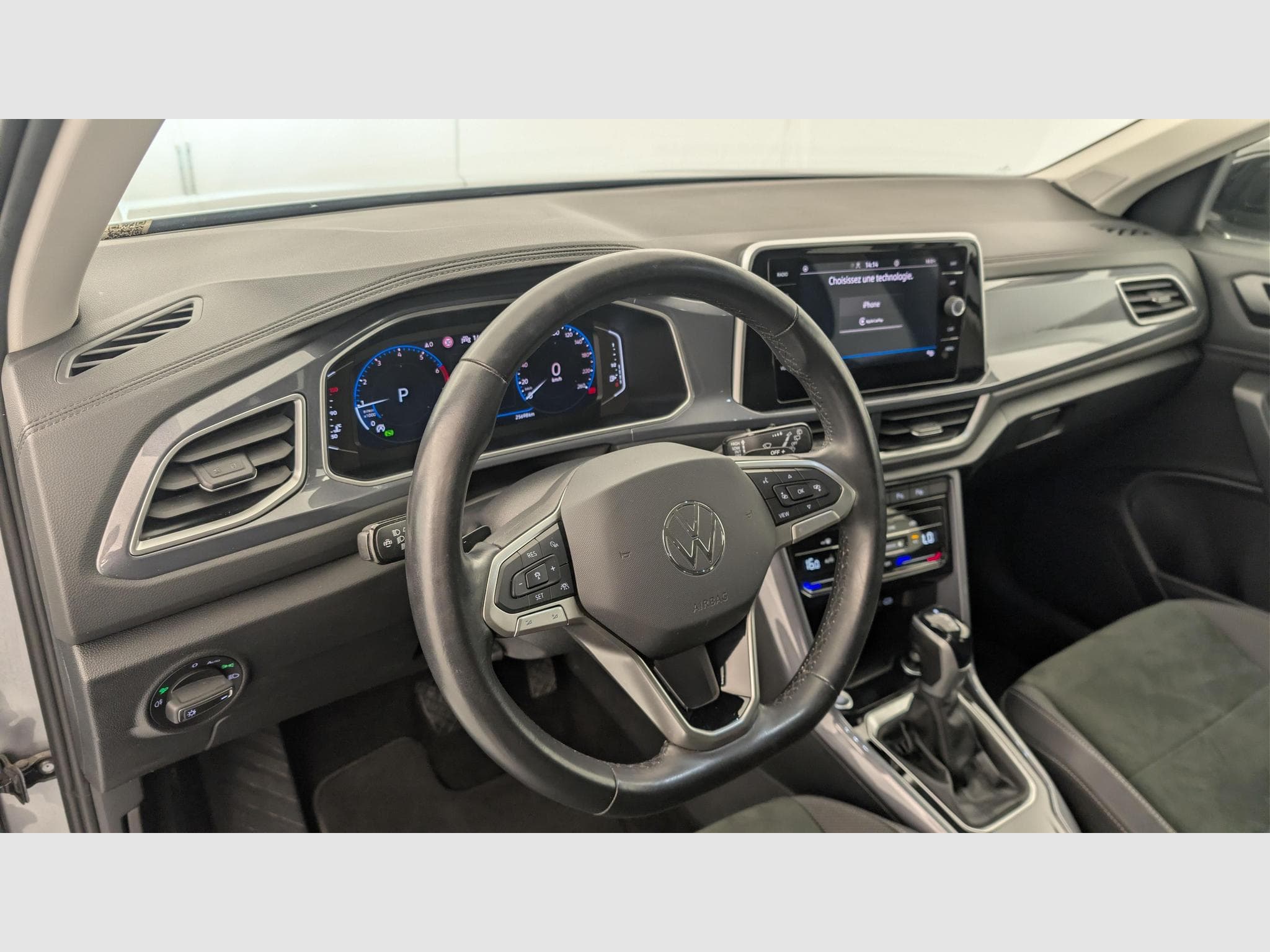 VW T-Roc 1.5 TSI EVO 150 Start/Stop DSG7 Style (2023) - Foto 15