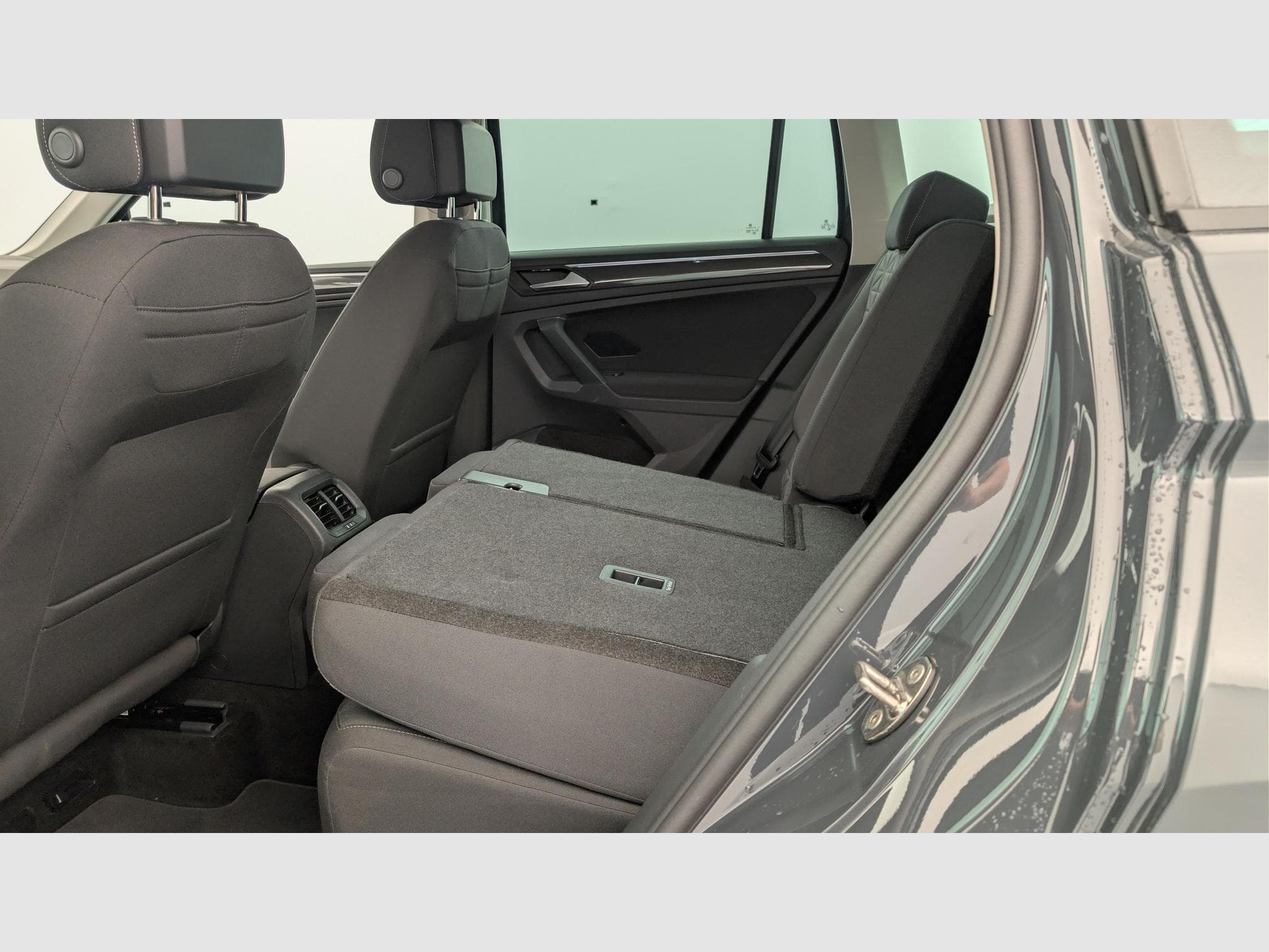 VW Tiguan 2.0 TDI 150ch DSG7 Life Plus (2023) - Foto 12