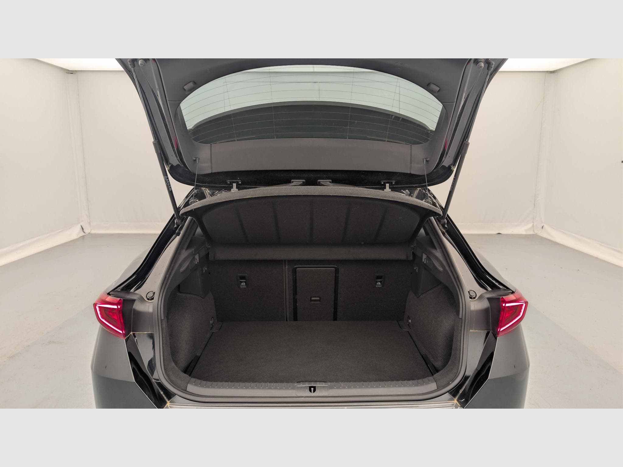 Cupra Formentor 1.5 TSI 150 CH BUSINESS EDITION (2022) - Foto 11