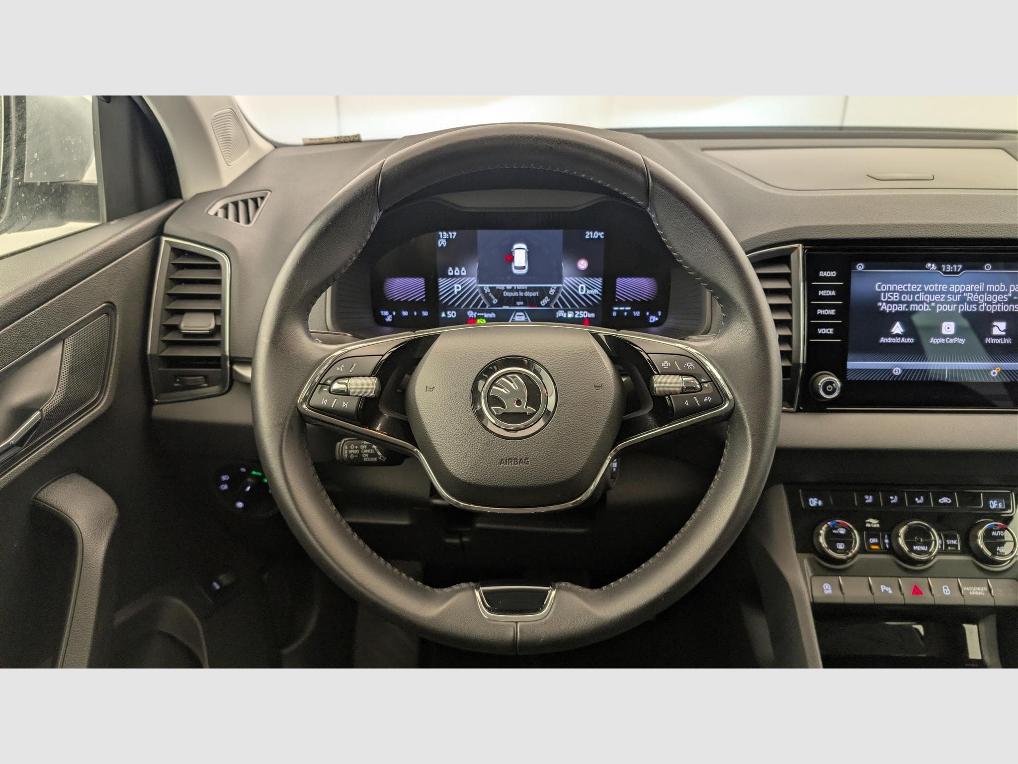 Skoda Karoq 2.0 TDI 116 ch SCR DSG7 Business (2023) - Foto 14