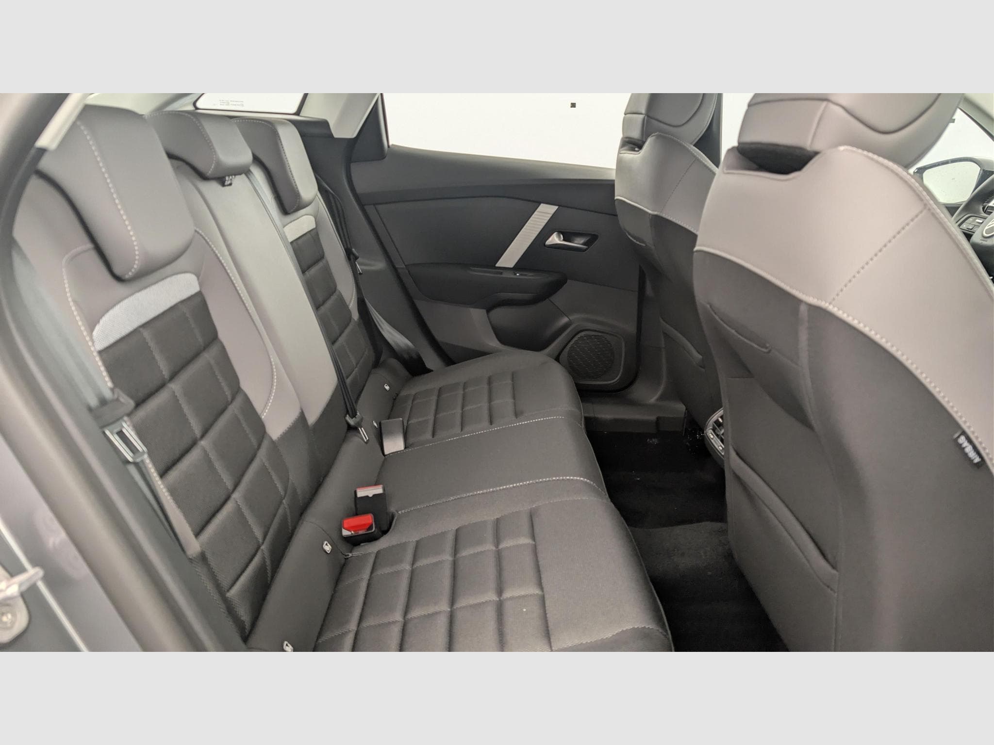CitroëN C4 Hybride 145 ch e-DCS6 Plus (2025) - Foto 10