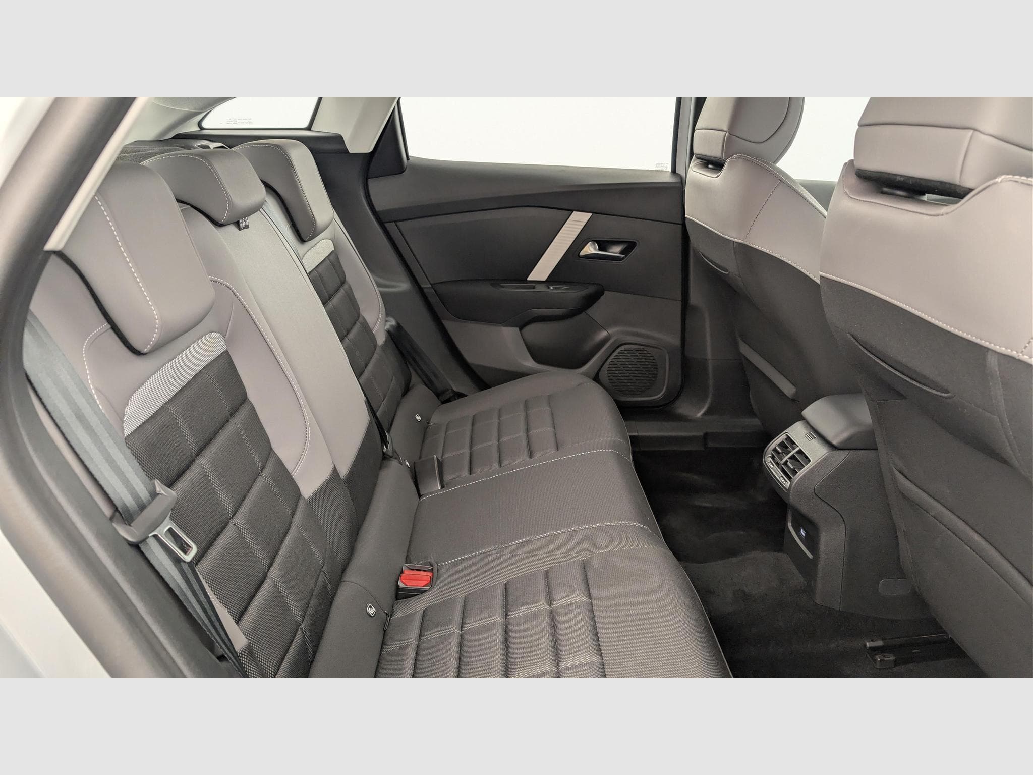 CitroëN C4 Hybride 145 ch e-DCS6 Business (2025) - Foto 10