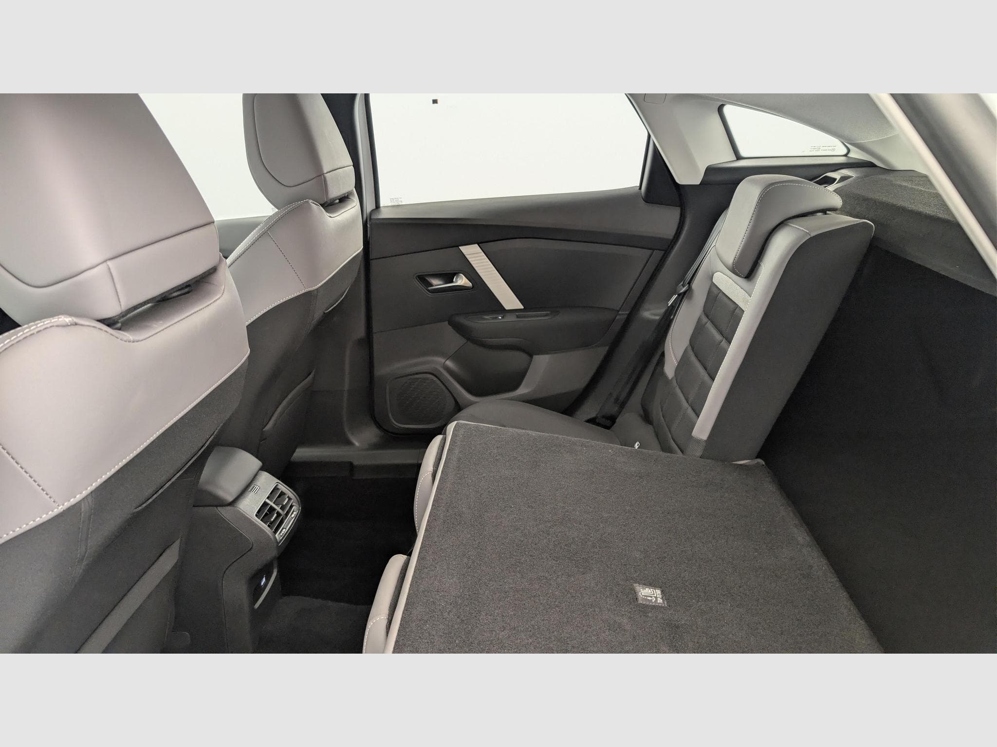 CitroëN C4 Hybride 145 ch e-DCS6 Business (2025) - Foto 12