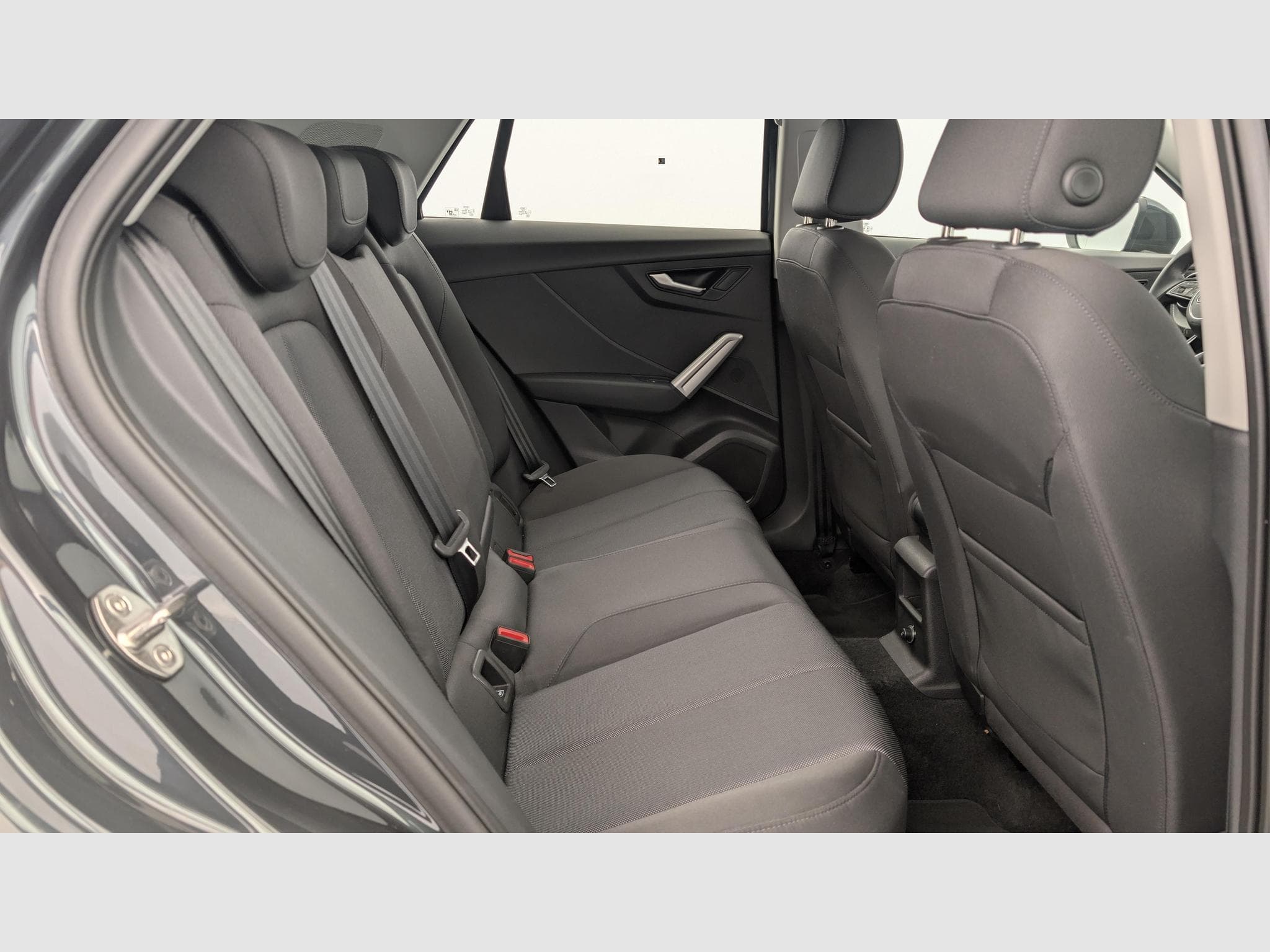 Audi Q2 30 TFSI 110 BVM6 Design (2022) - Photo 10