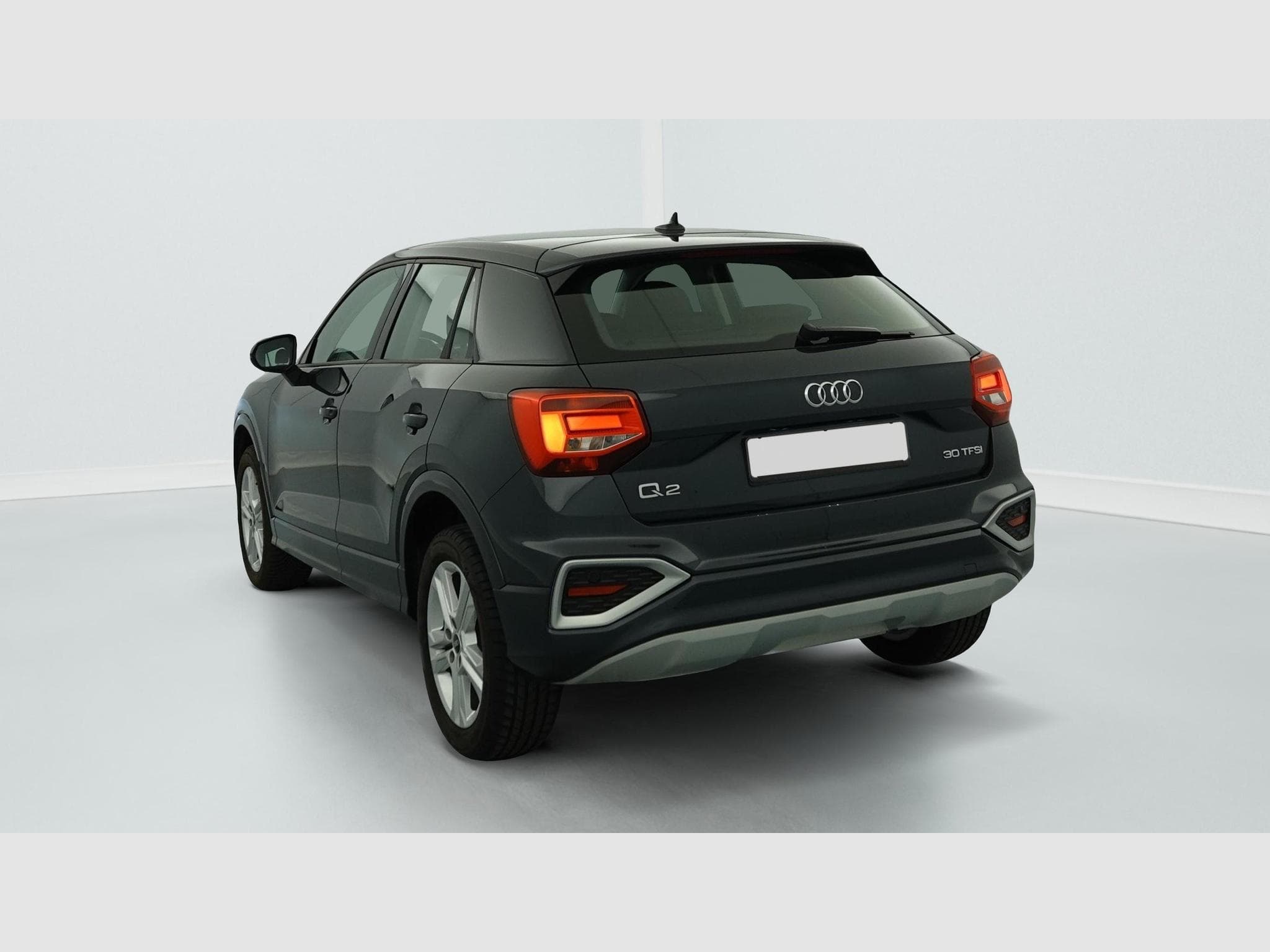 Audi Q2 30 TFSI 110 BVM6 Design (2022) - Photo 5