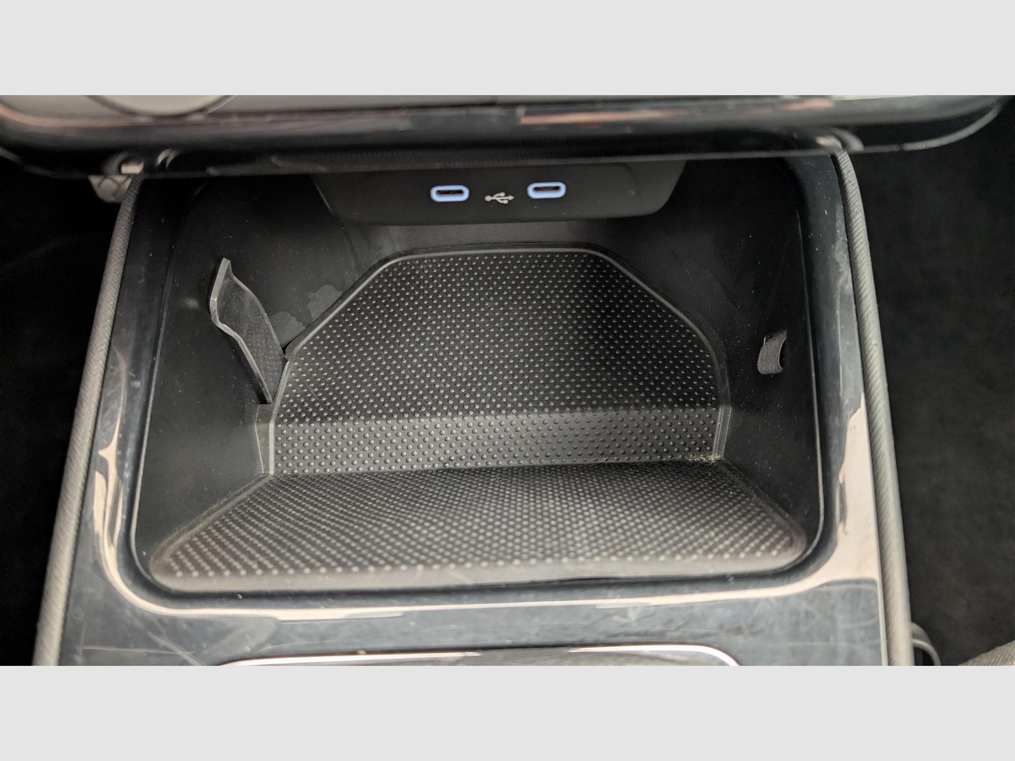 Skoda Fabia 1.0 TSI 95 CH BVM5 AMBITION (2023) - Photo 19