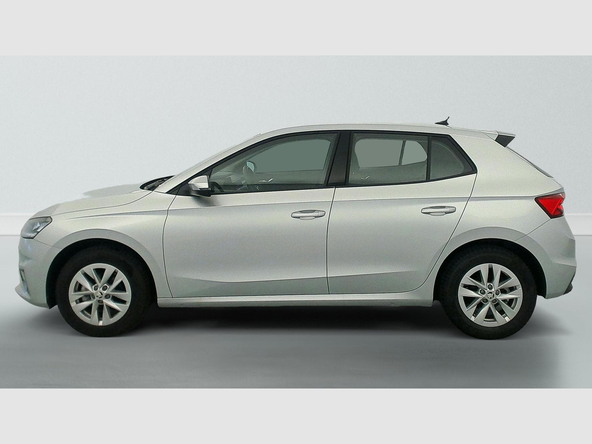 Skoda Fabia 1.0 TSI 95 CH BVM5 AMBITION (2023) - Photo 4
