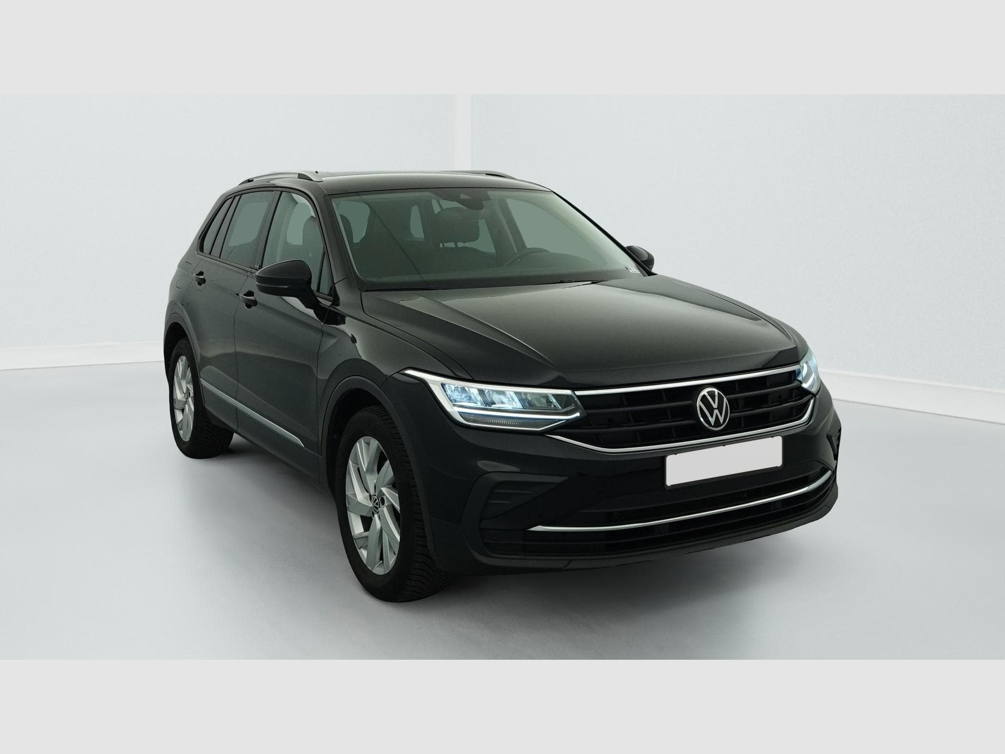 VW Tiguan 1.5 TSI 150CH BVM6 ACTIVE (2022) - Photo 1