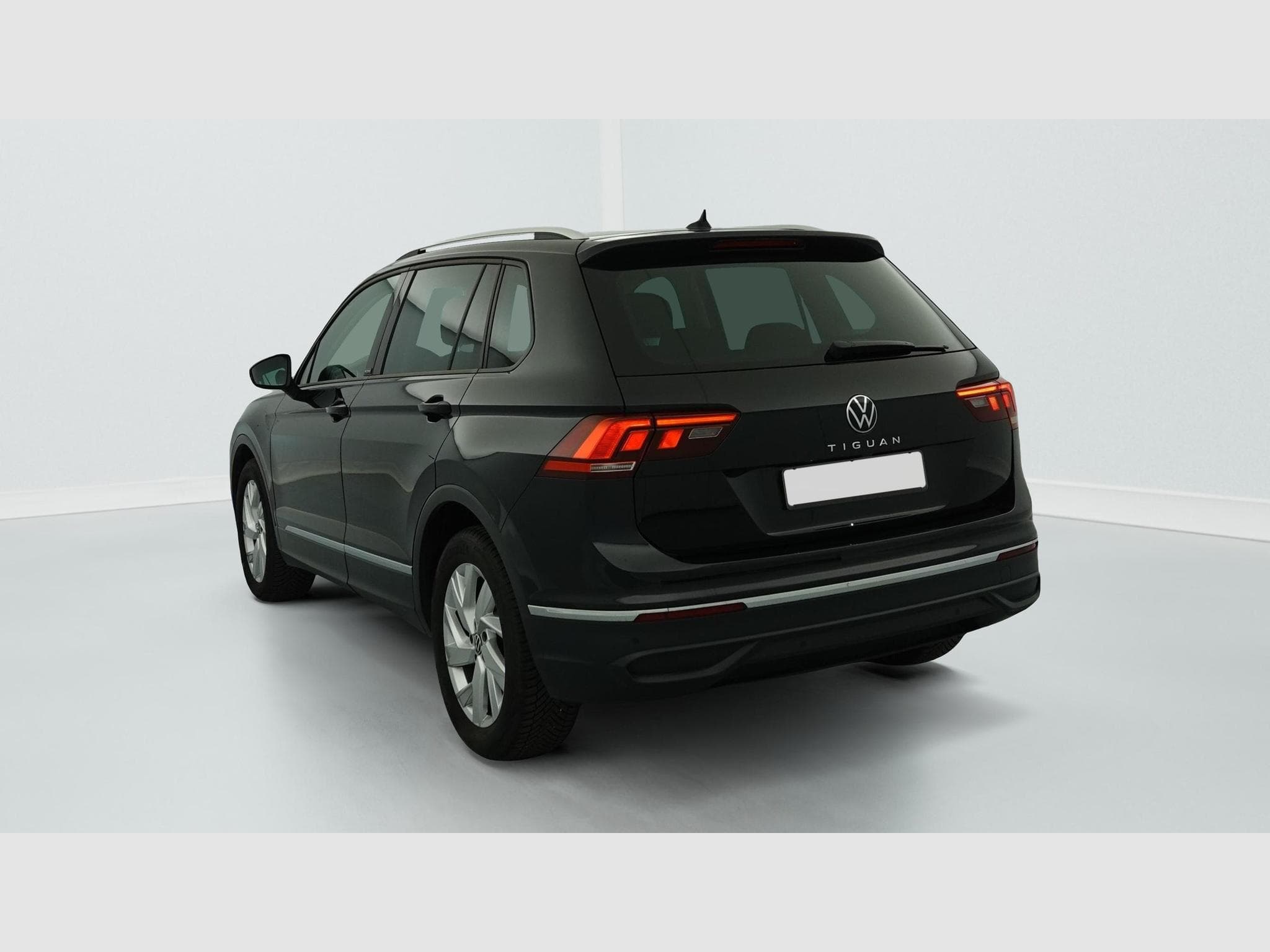 VW Tiguan 1.5 TSI 150CH BVM6 ACTIVE (2022) - Photo 5