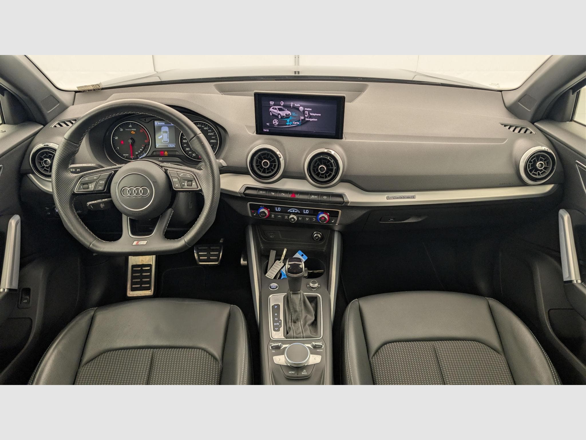 Audi Q2 35 TDI 150 S tronic 7 Quattro Design (2022) - Photo 13