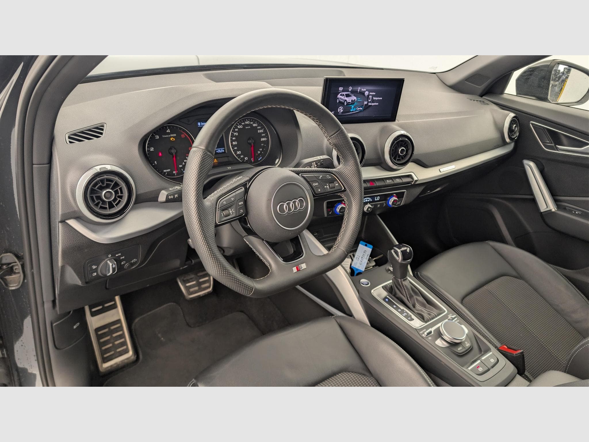 Audi Q2 35 TDI 150 S tronic 7 Quattro Design (2022) - Photo 15