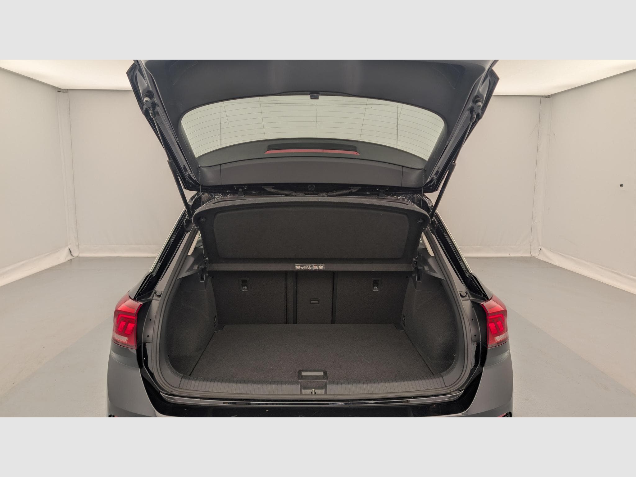VW T-Roc 2.0 TDI 115 START/STOP BVM6 LOUNGE BUSINESS (2021) - Photo 11