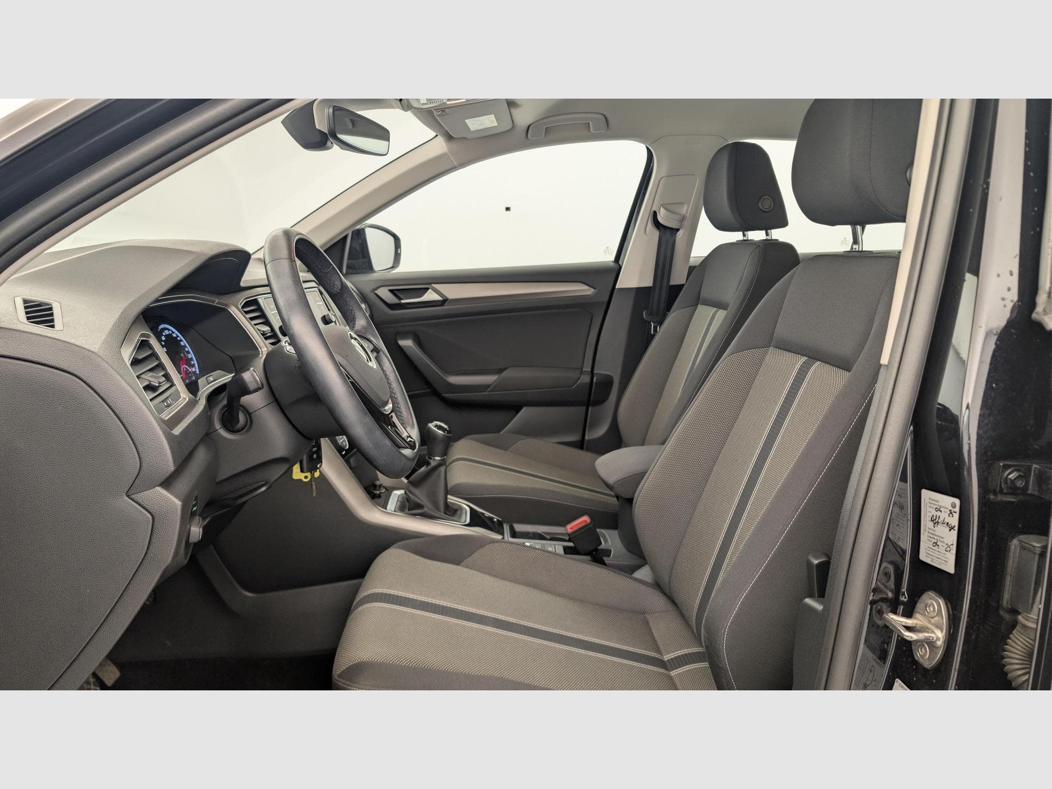 VW T-Roc 2.0 TDI 115 START/STOP BVM6 LOUNGE BUSINESS (2021) - Photo 16