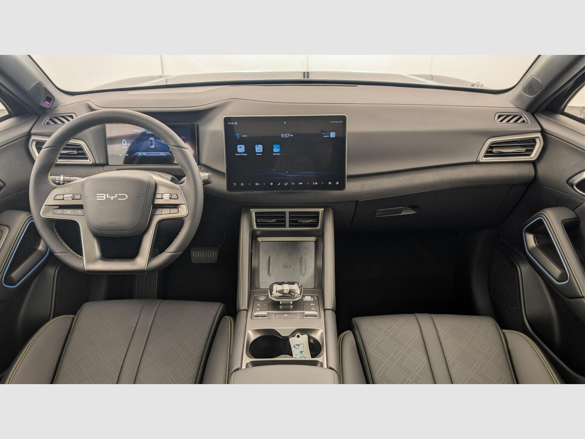 Byd ATTO 2 45.1 kWh 177 ch Boost (2025) - Photo 13