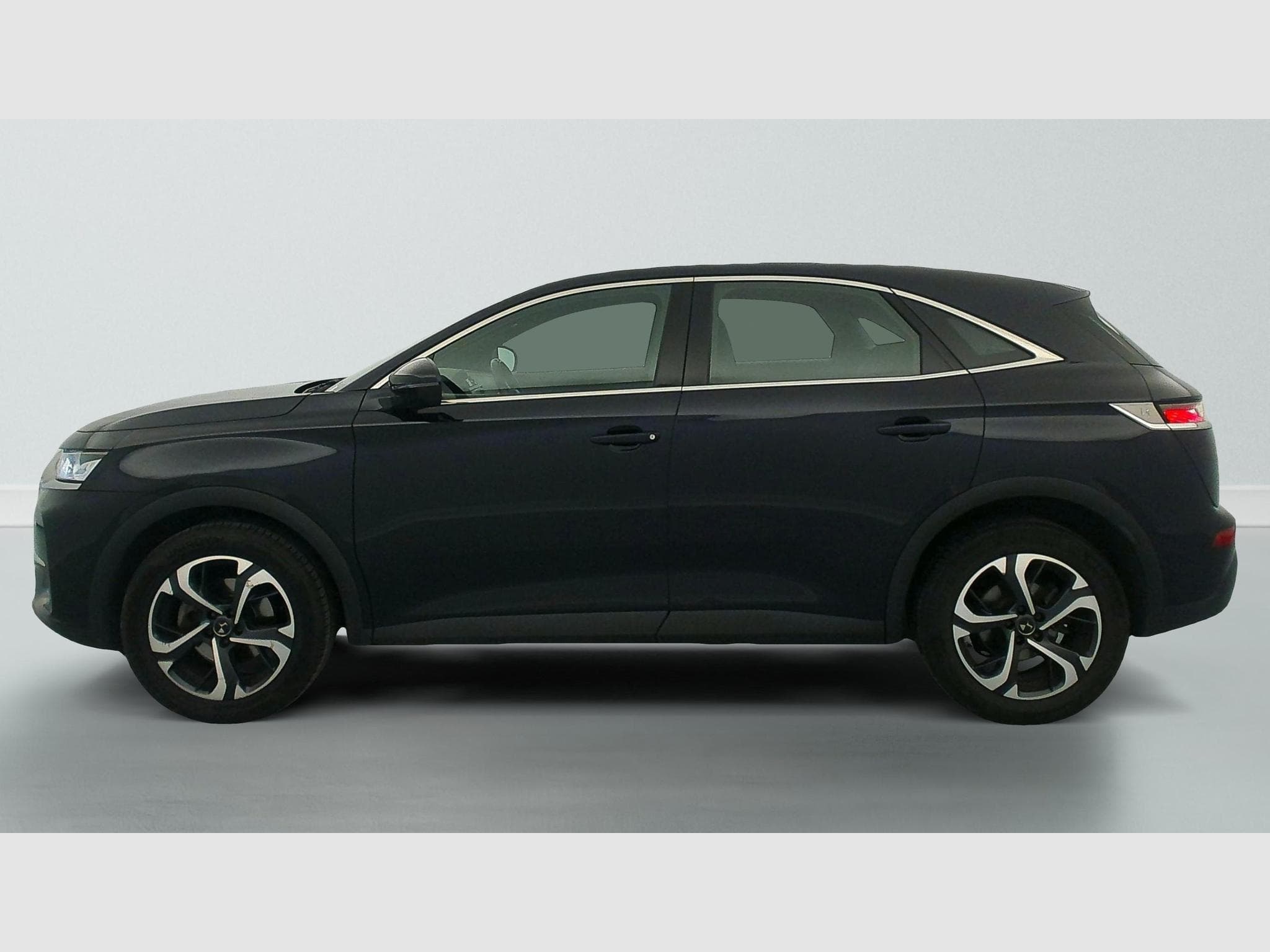 DS Automobiles DS7 PURETECH 130 EAT8 CHIC (2020) - Photo 4