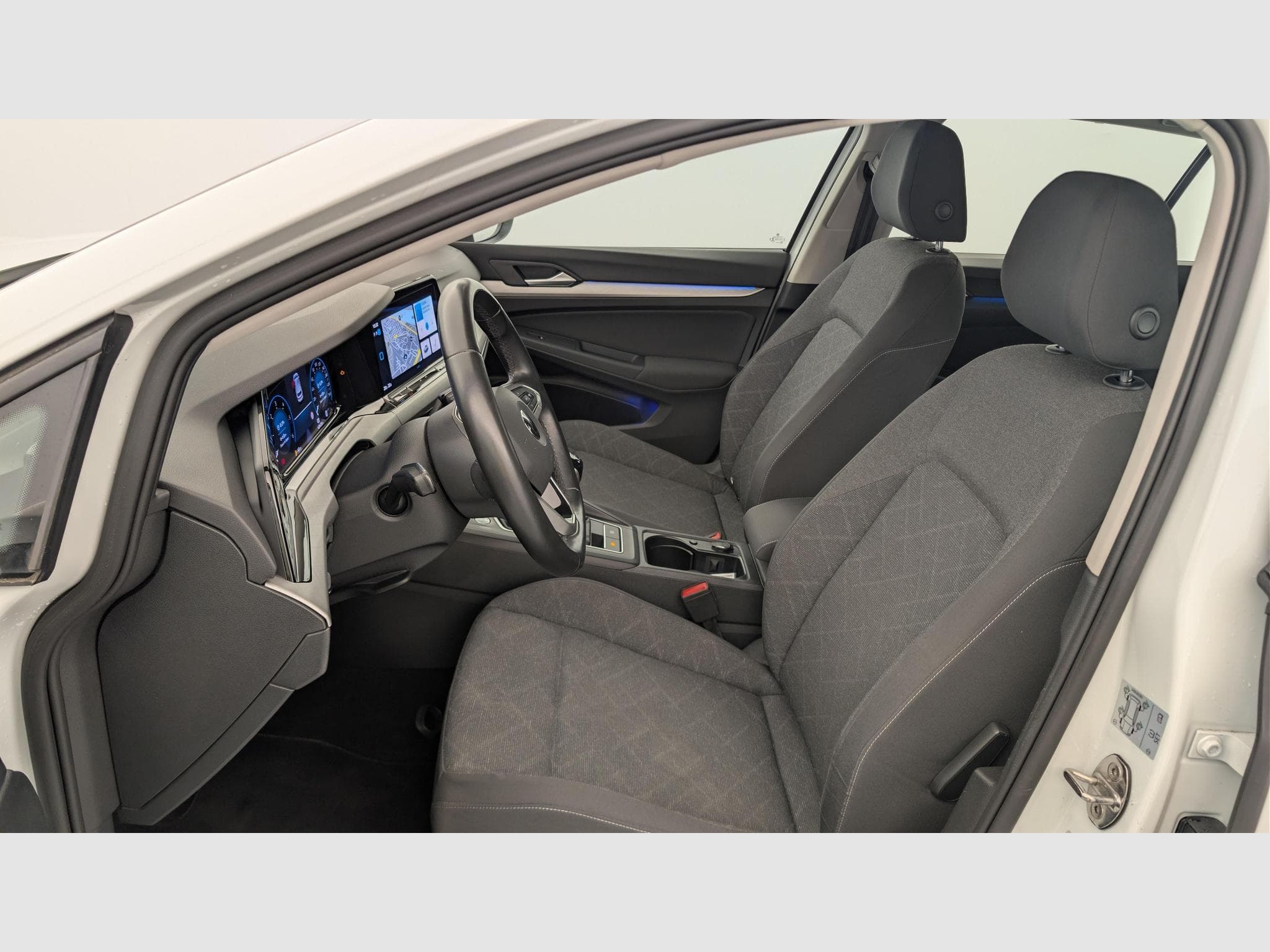 VW GOLF 8 2.0 TDI SCR 116 BVM6 LIFE BUSINESS (2022) - Photo 16