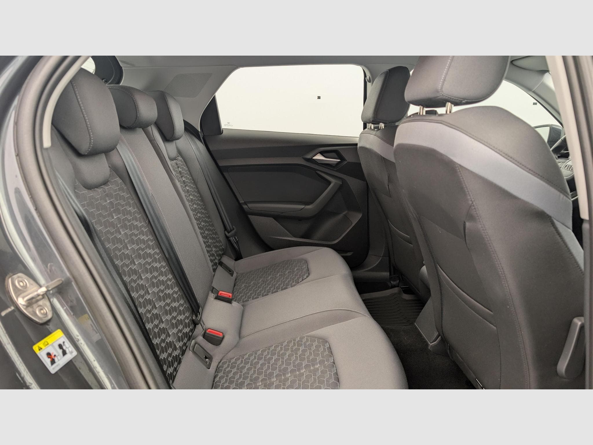 Audi A1 25 TFSI 95 ch BVM5 Advanced (2023) - Photo 10