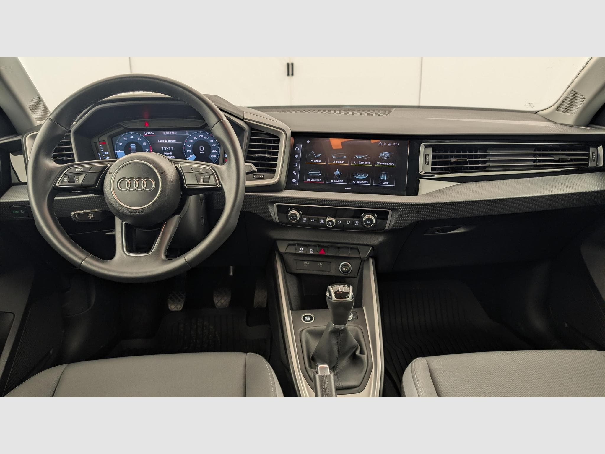 Audi A1 25 TFSI 95 ch BVM5 Advanced (2023) - Photo 13