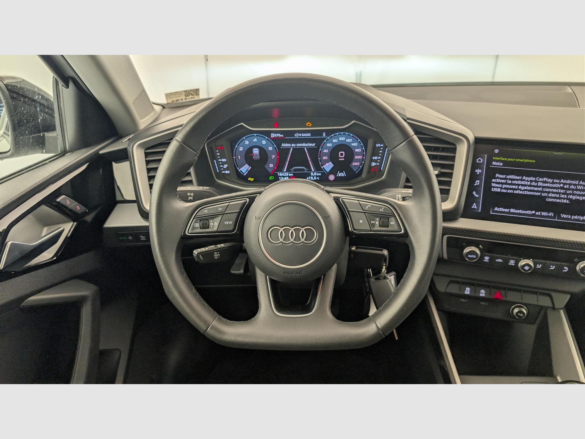 Audi A1 30 TFSI 116 ch BVM6 Design (2025) - Photo 14