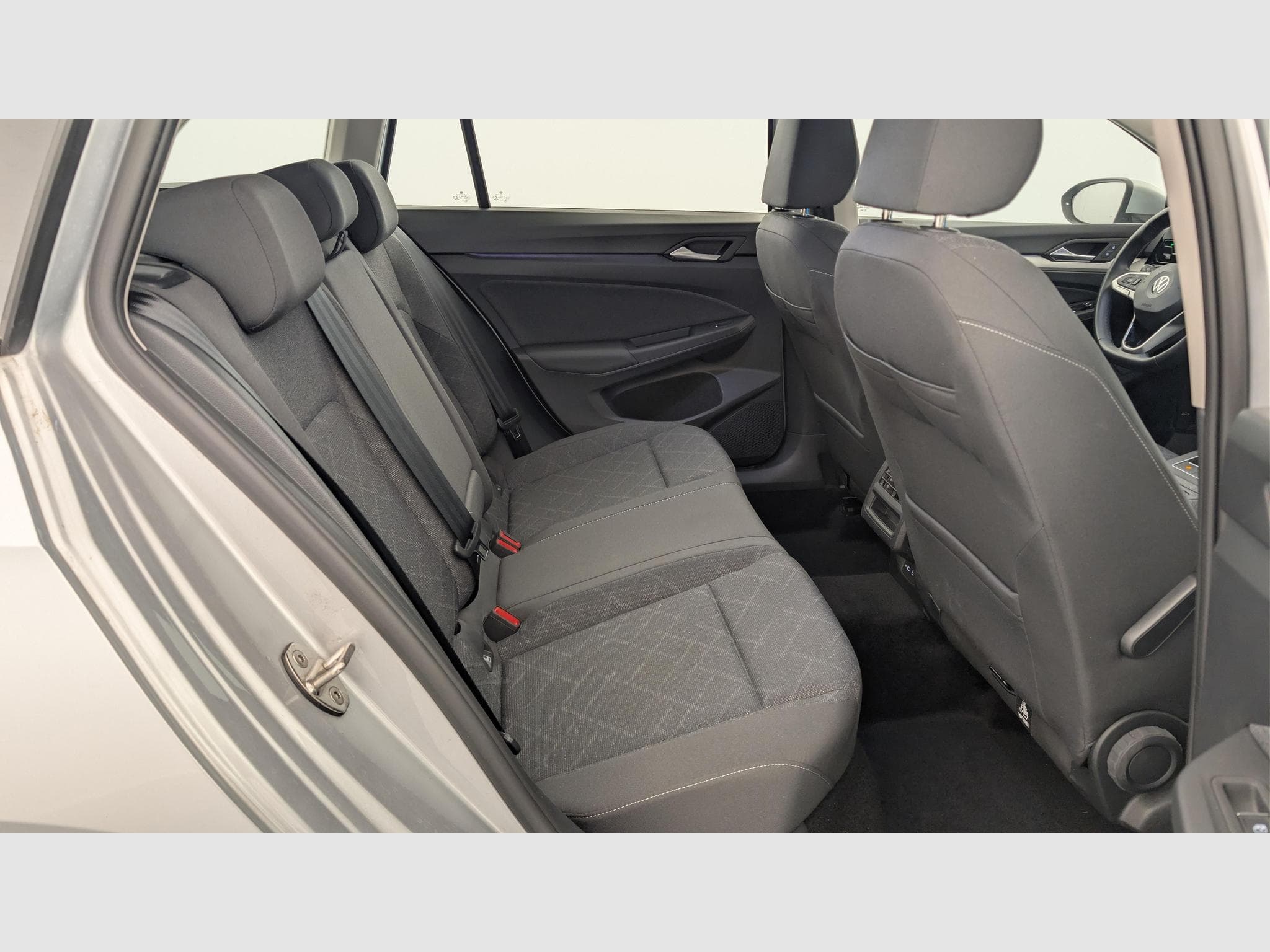 VW GOLF 8 SW 2.0 TDI SCR 115 BVM6 LIFE (2023) - Photo 10