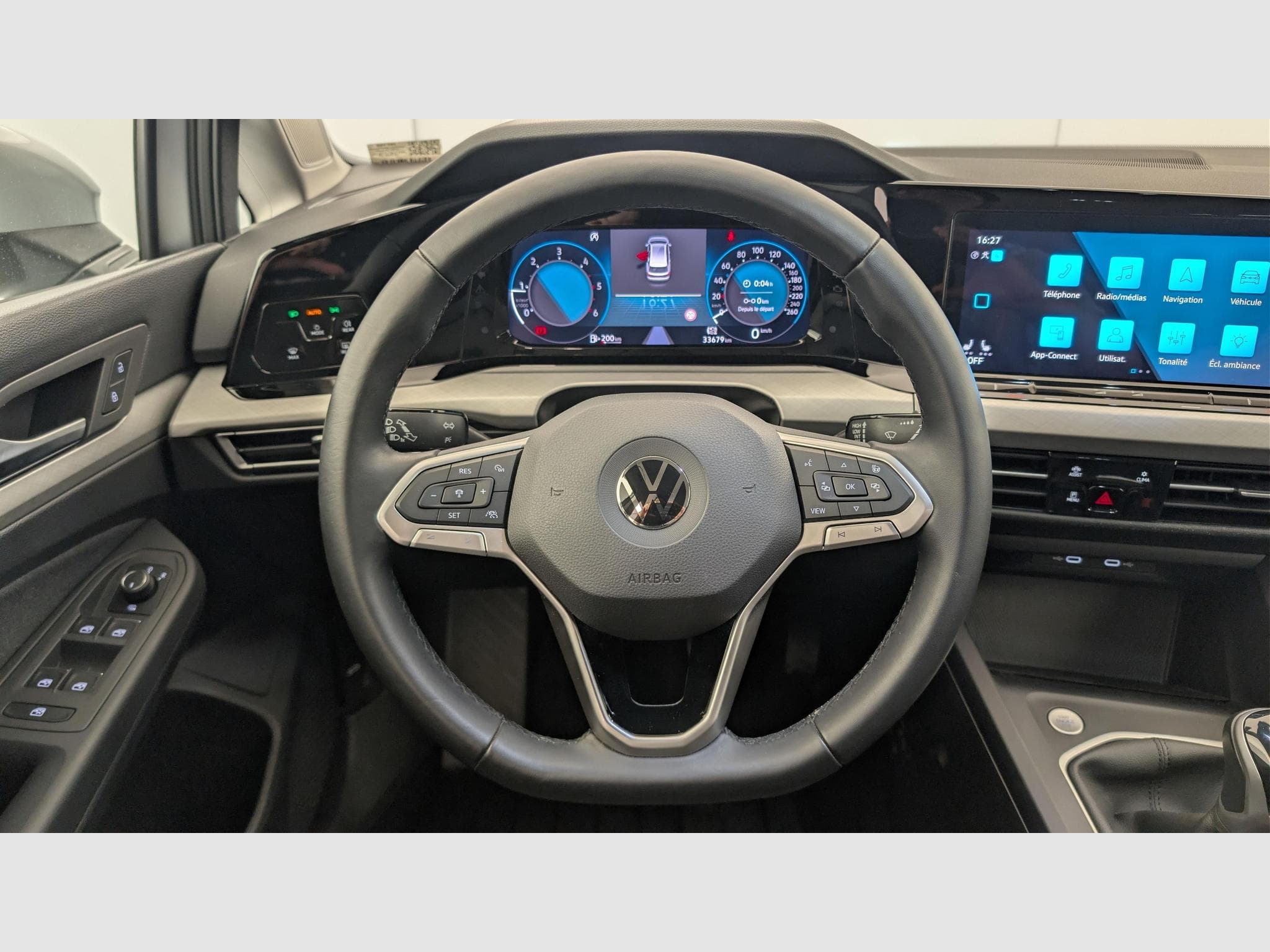 VW GOLF 8 SW 2.0 TDI SCR 115 BVM6 LIFE (2023) - Photo 14