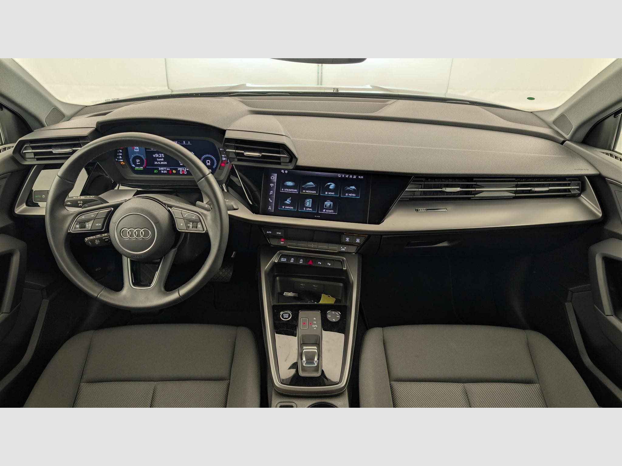 Audi A3 35 TDI 150 S tronic 7 Business Executive (2024) - Photo 13