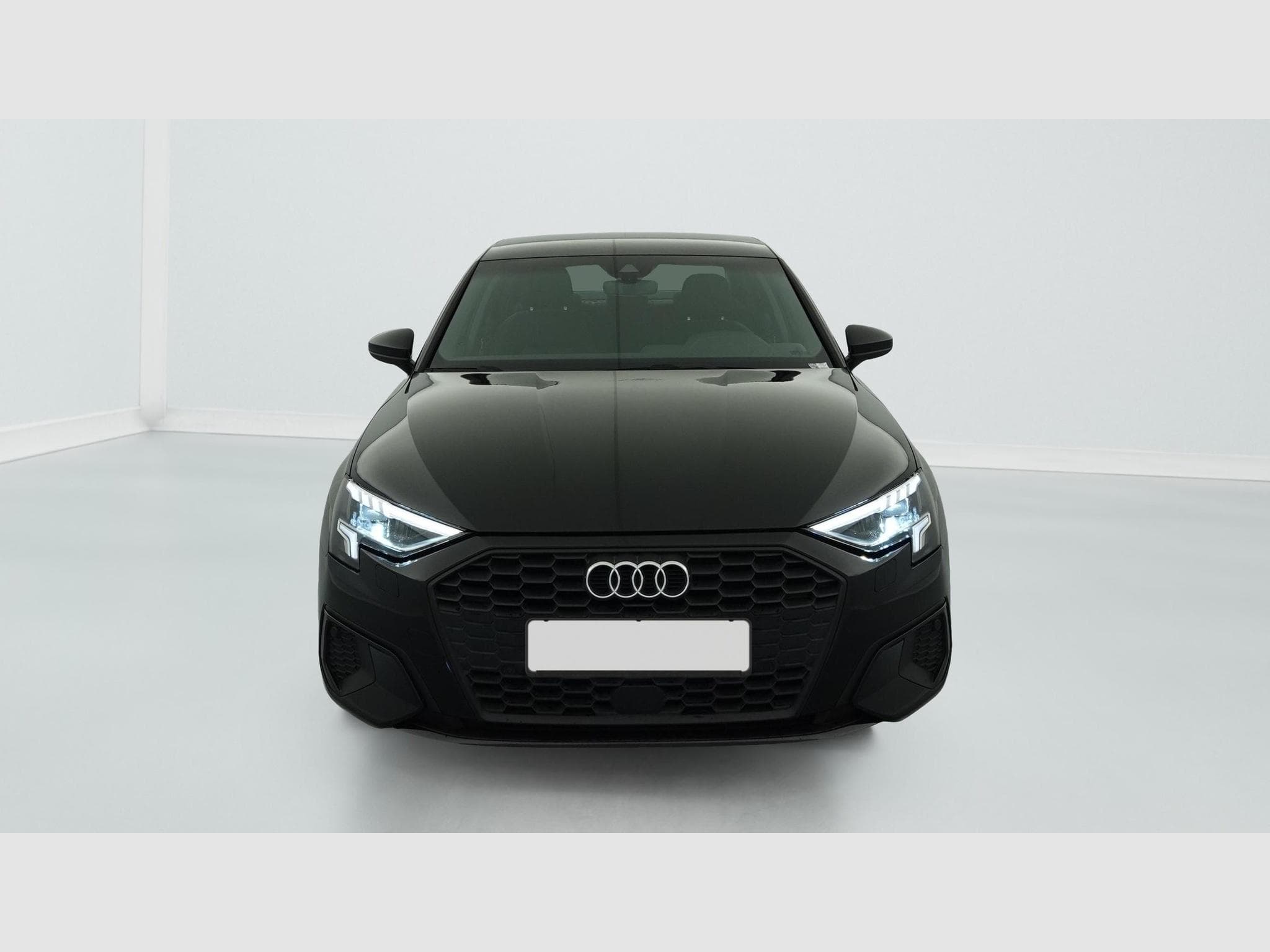 Audi A3 35 TDI 150 S tronic 7 Business Executive (2024) - Photo 2