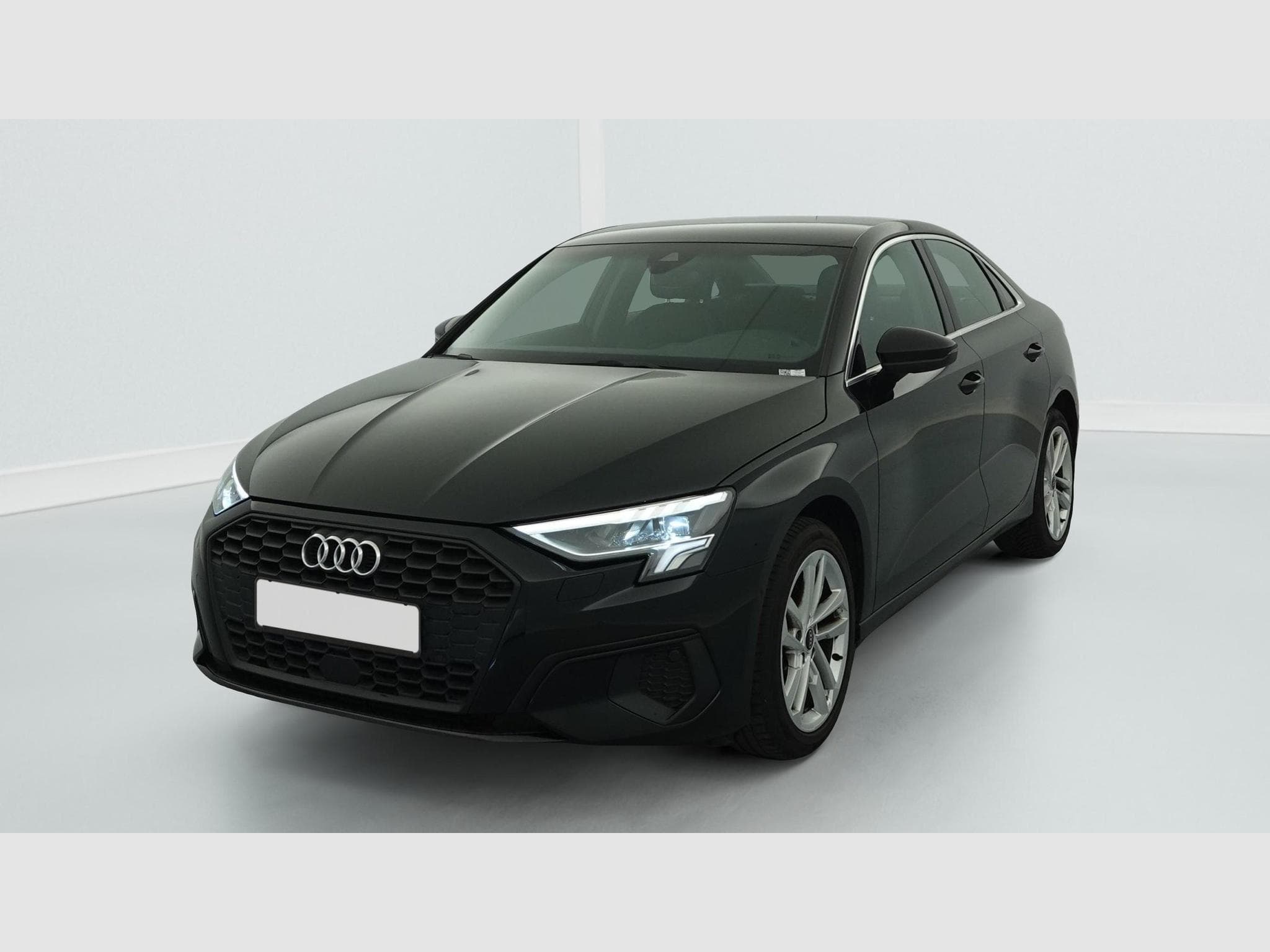 Audi A3 35 TDI 150 S tronic 7 Business Executive (2024) - Photo 3