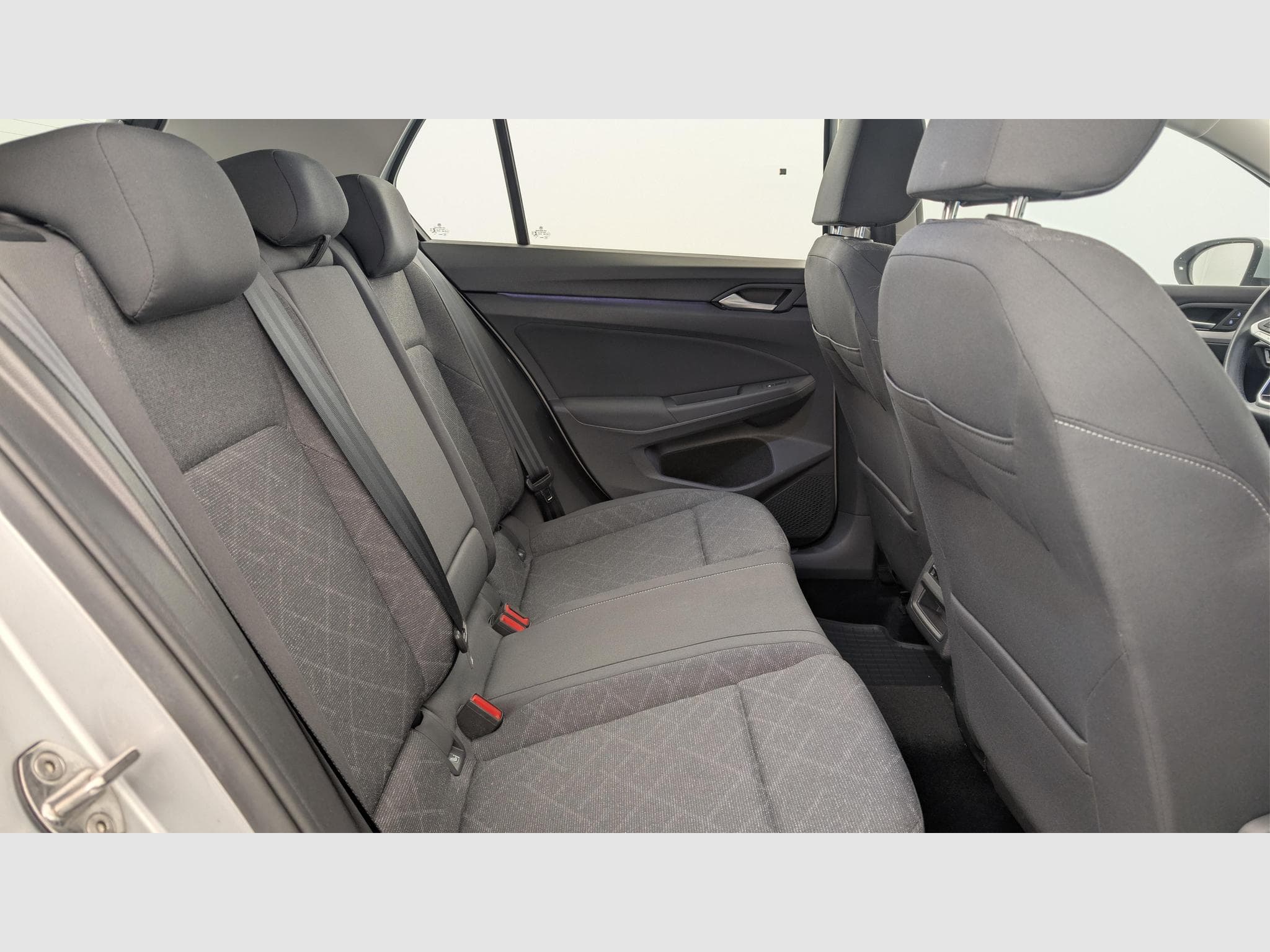 VW GOLF 8 1.0 TSI OPF 110 BVM6 LIFE (2021) - Photo 10