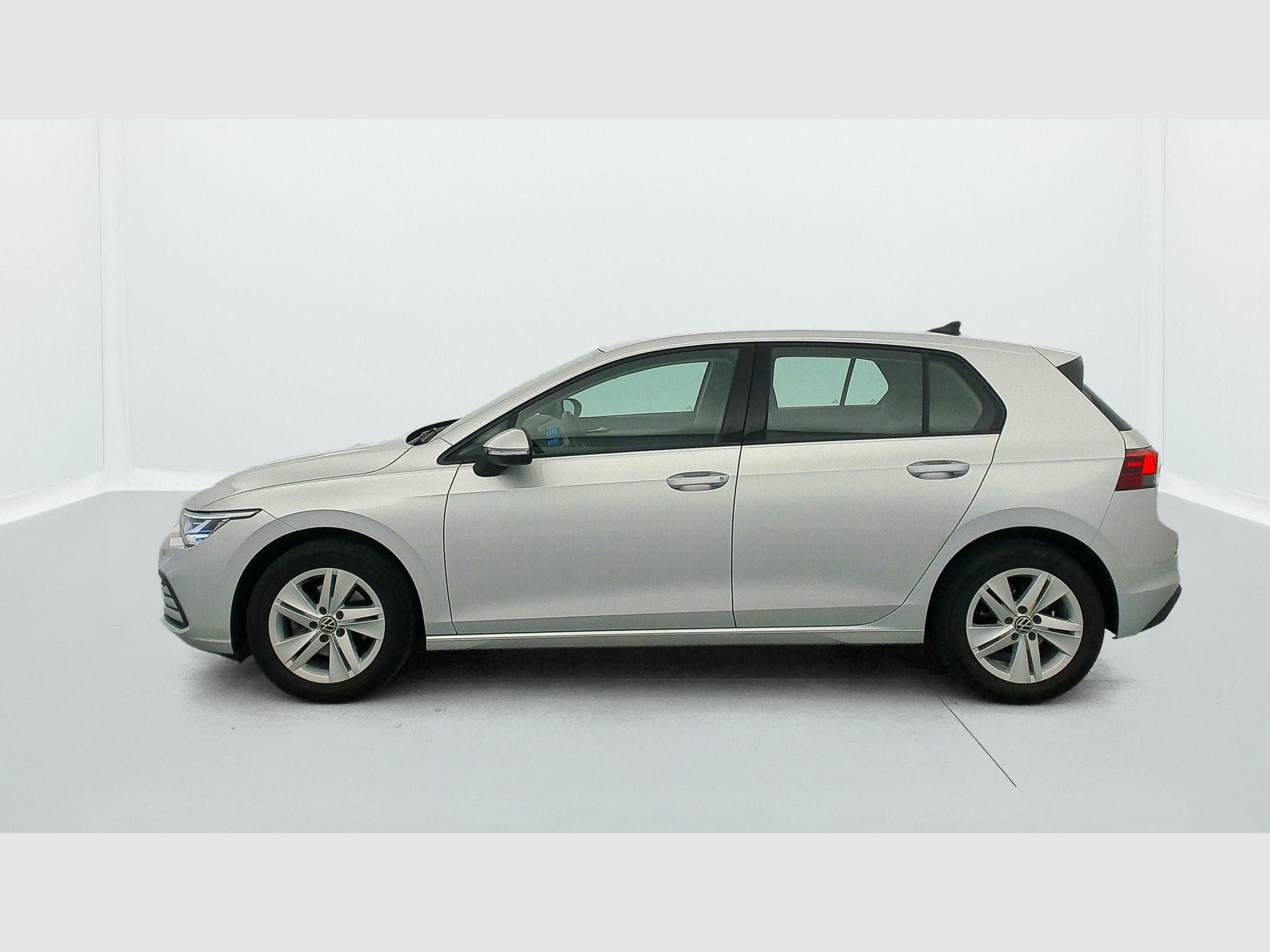 VW GOLF 8 1.0 TSI OPF 110 BVM6 LIFE (2021) - Photo 4